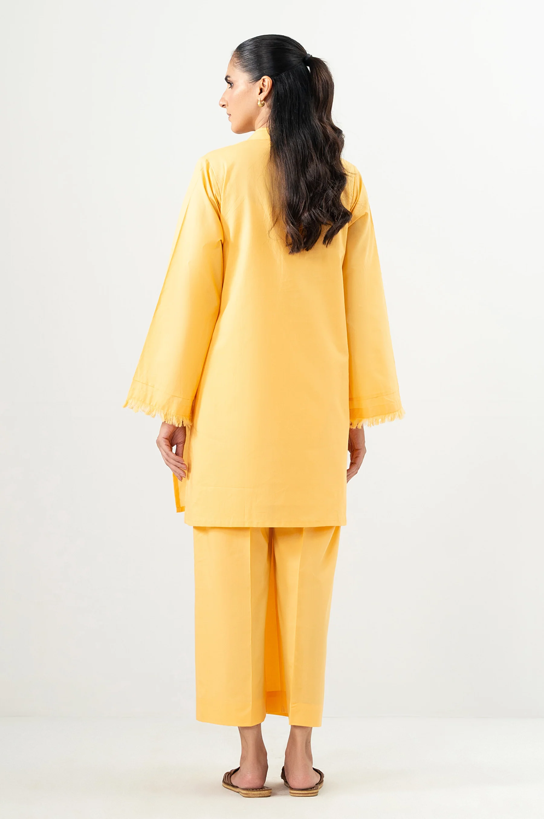 EMBROIDERED SUIT - Image 4