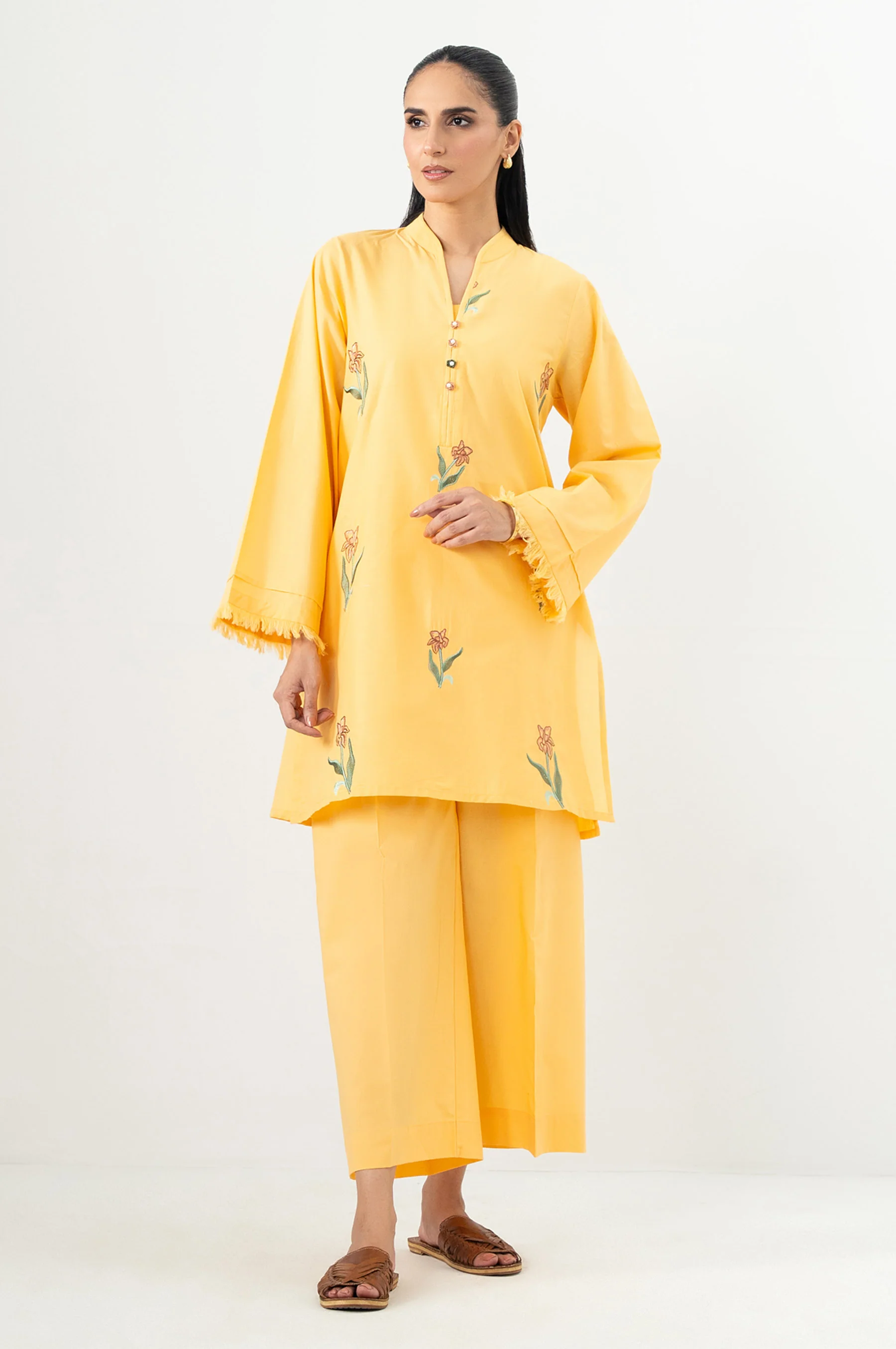 EMBROIDERED SUIT - Image 6