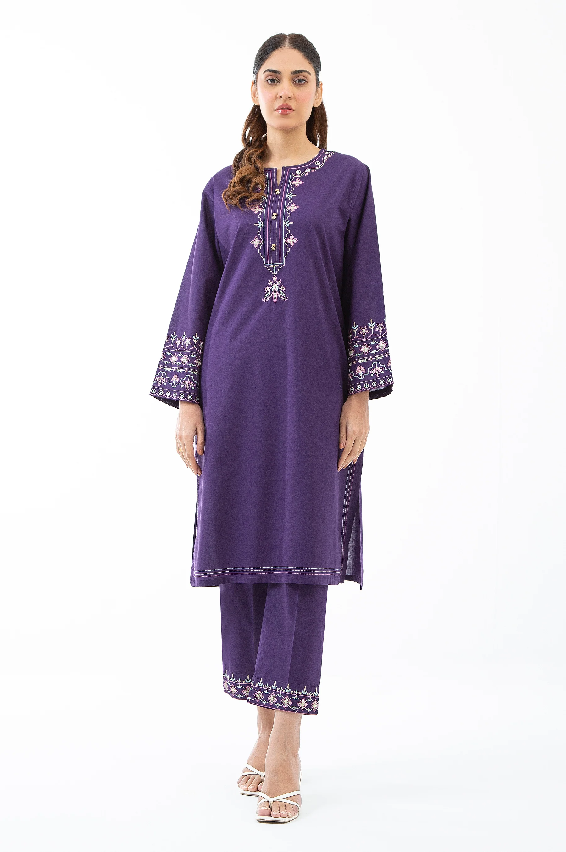 STITCHED EMBROIDERED CAMBRIC SHIRT BOTTOM