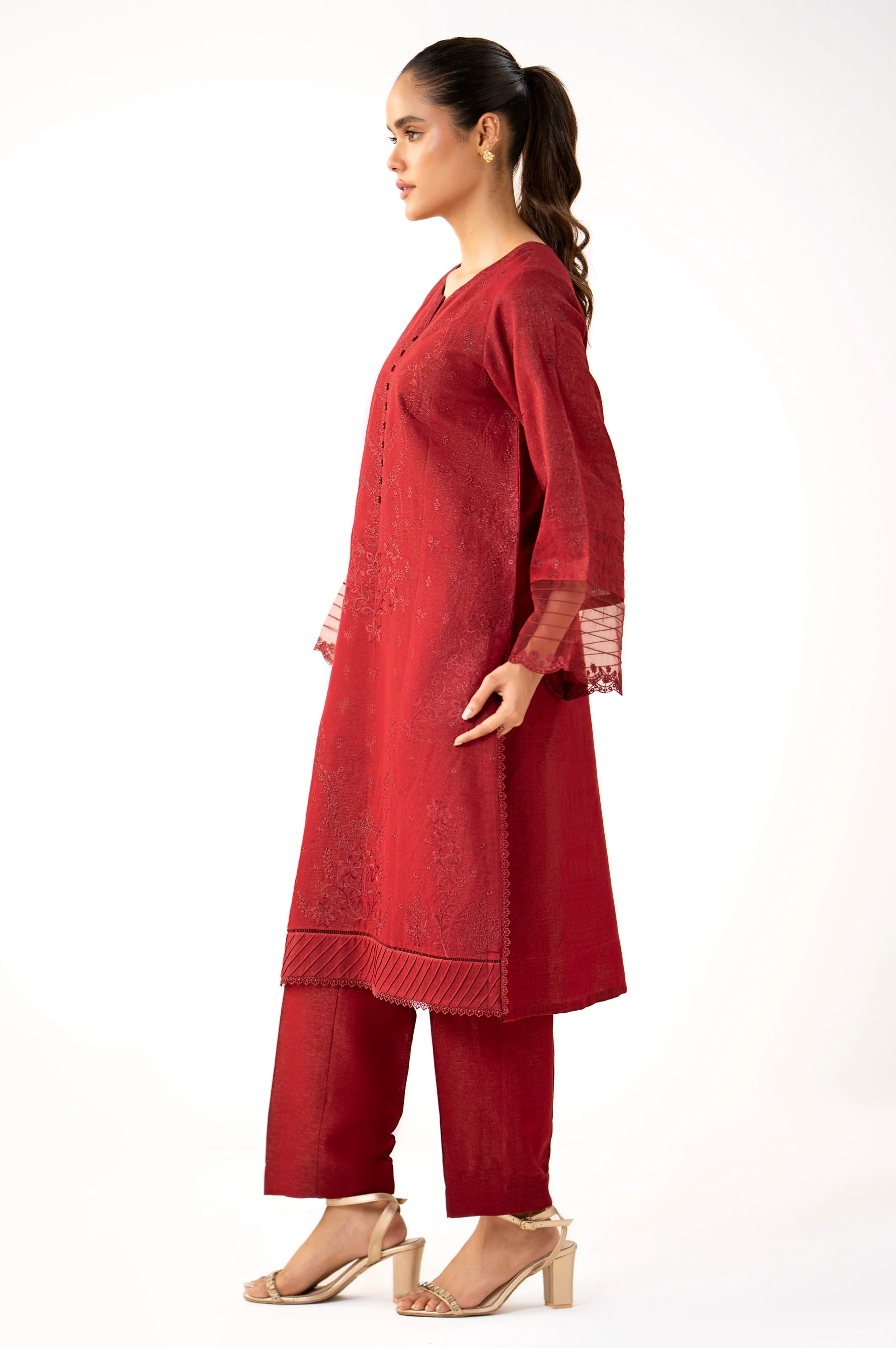 EMBROIDERED SUIT - Image 2