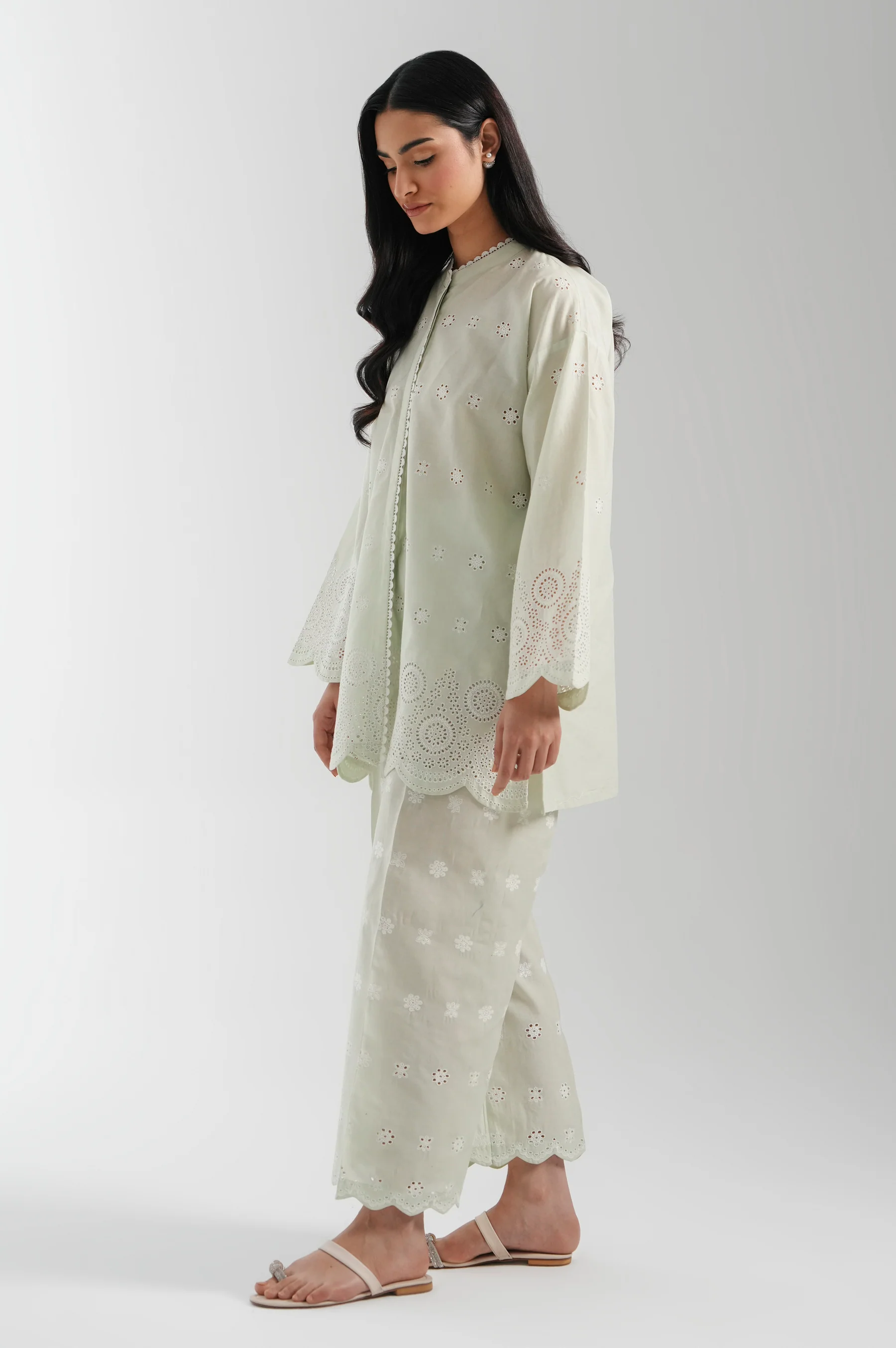 CHIKANKARI SUIT - Image 4