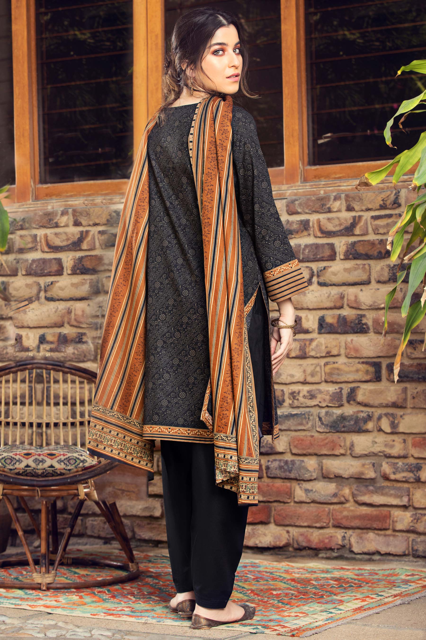 Stitched 2 Piece Embroidered Cottel Suit - Image 2