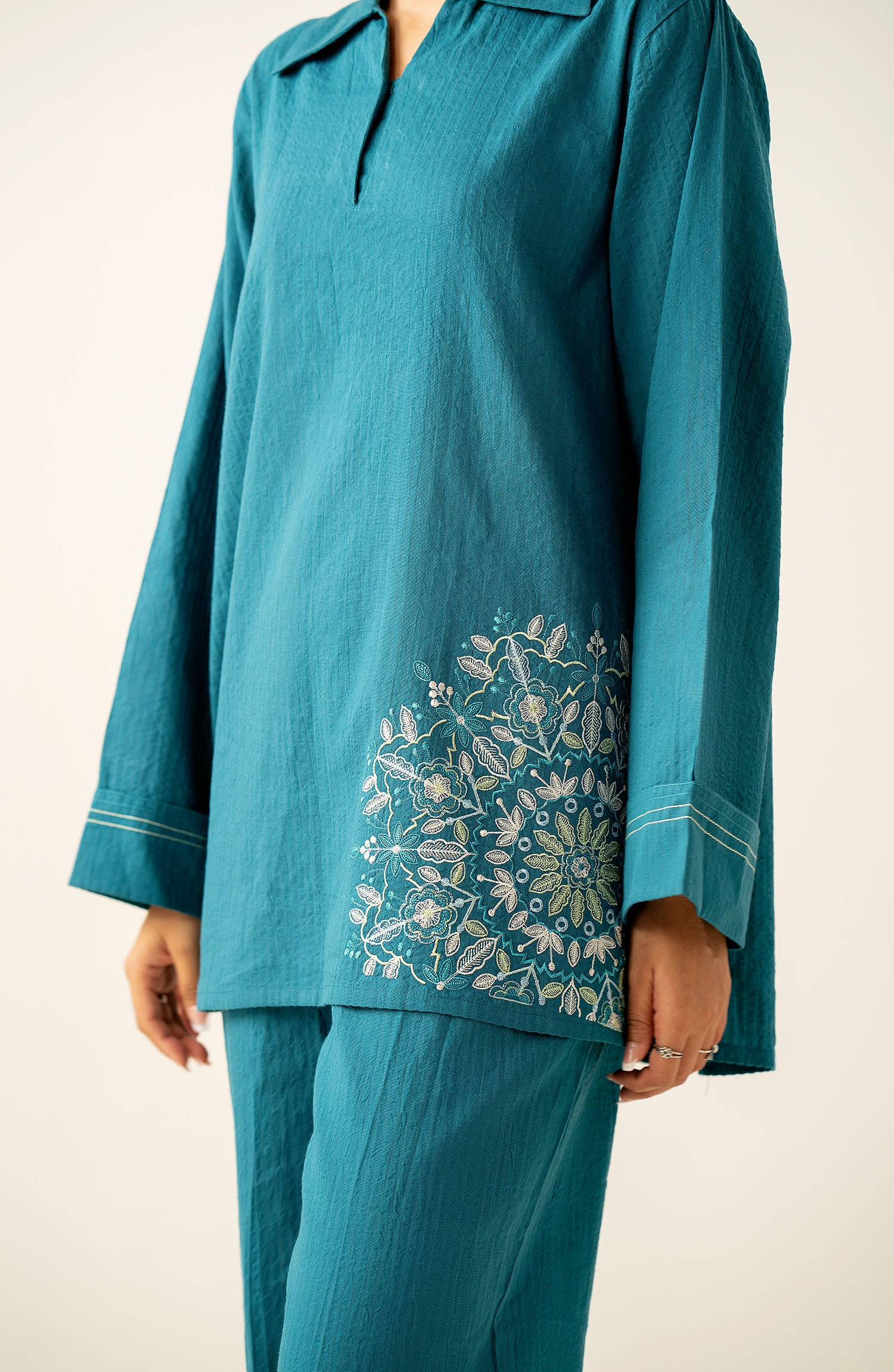 Stitched 2 Piece Embroidered Cotton Crinkle Co-Ord Set - Image 6