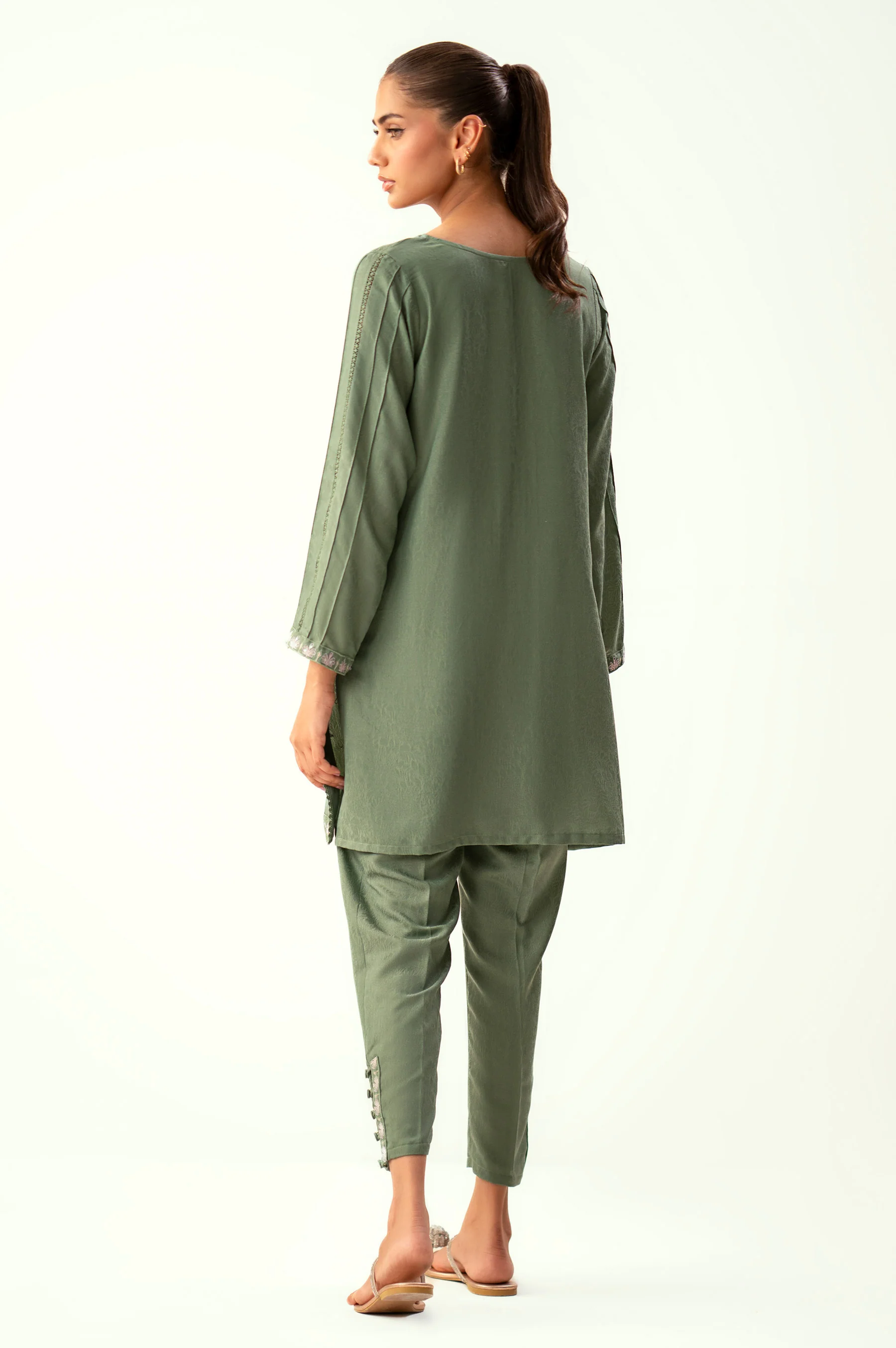 EMBROIDERED SUIT - Image 4