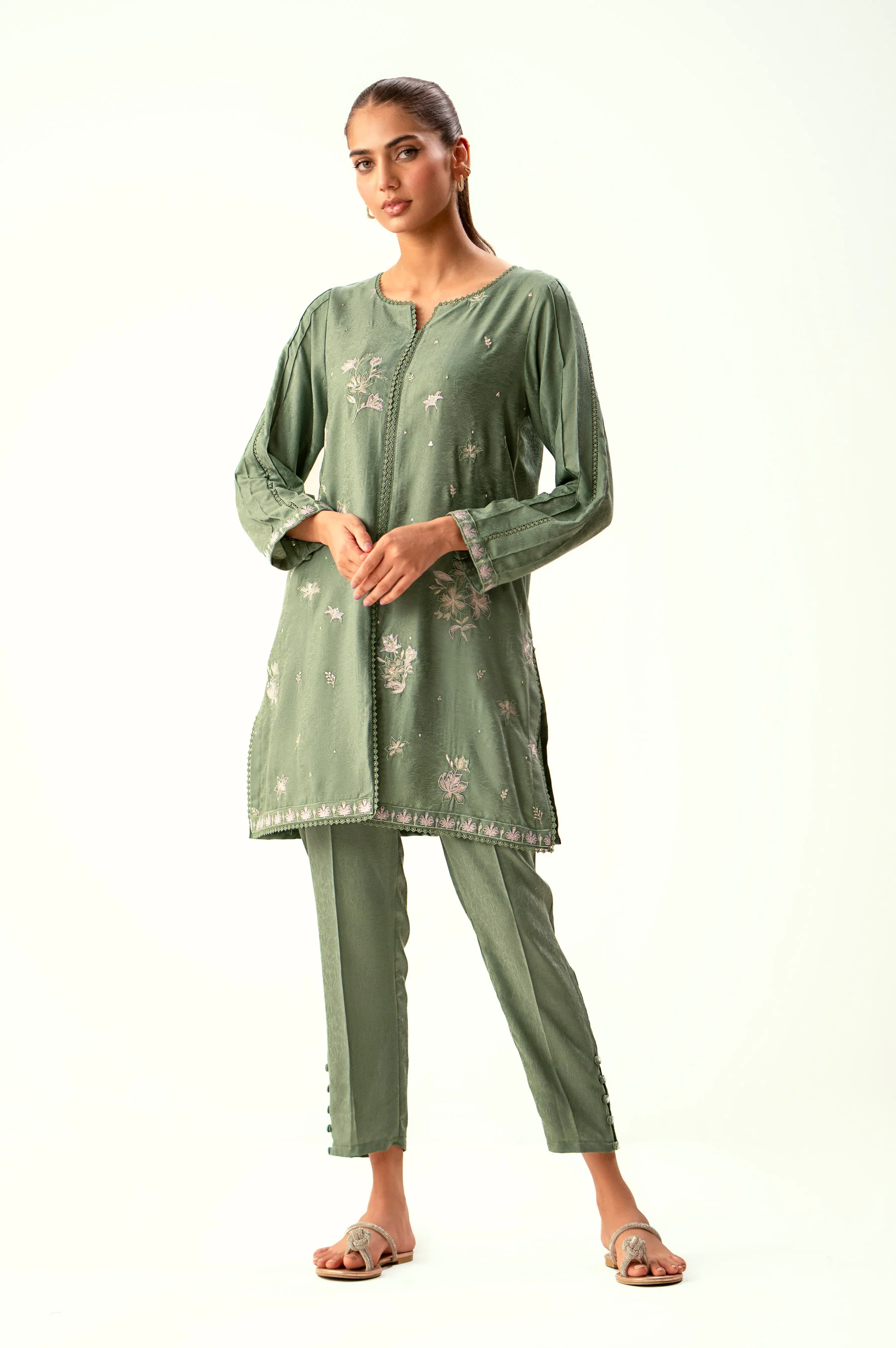 EMBROIDERED SUIT - Image 5