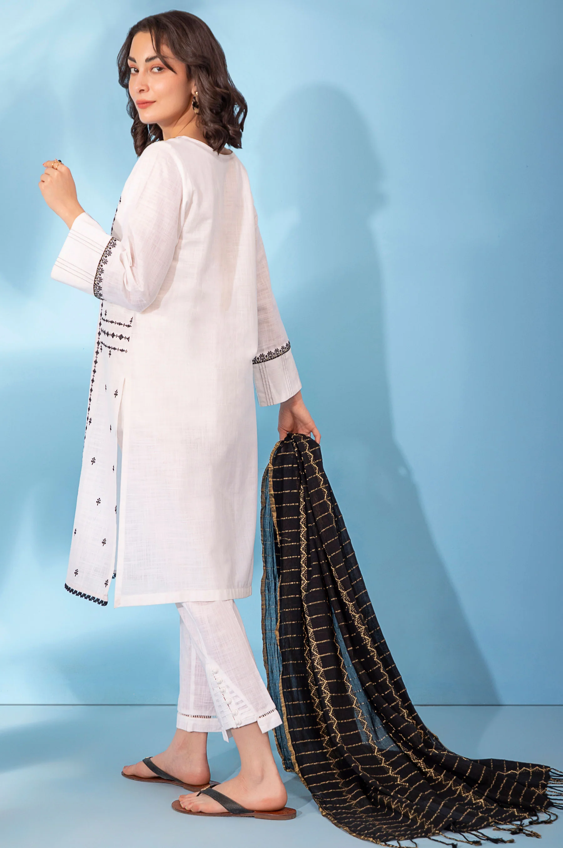 Stitched 2 Piece Embroidered Cotton Slub Suit - Image 2