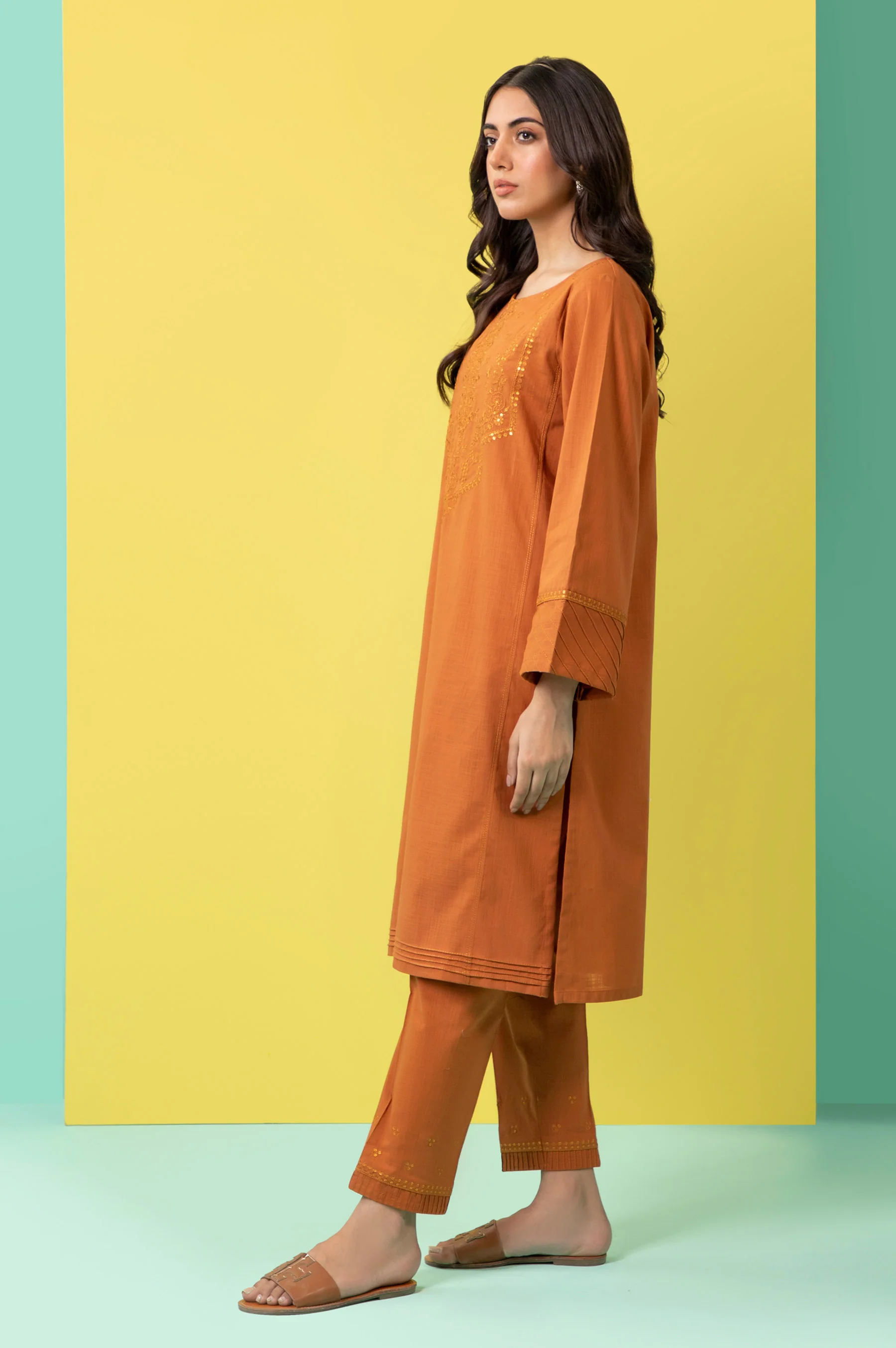 Stitched 2 Piece Embroidered Cotton Slub Suit - Image 2