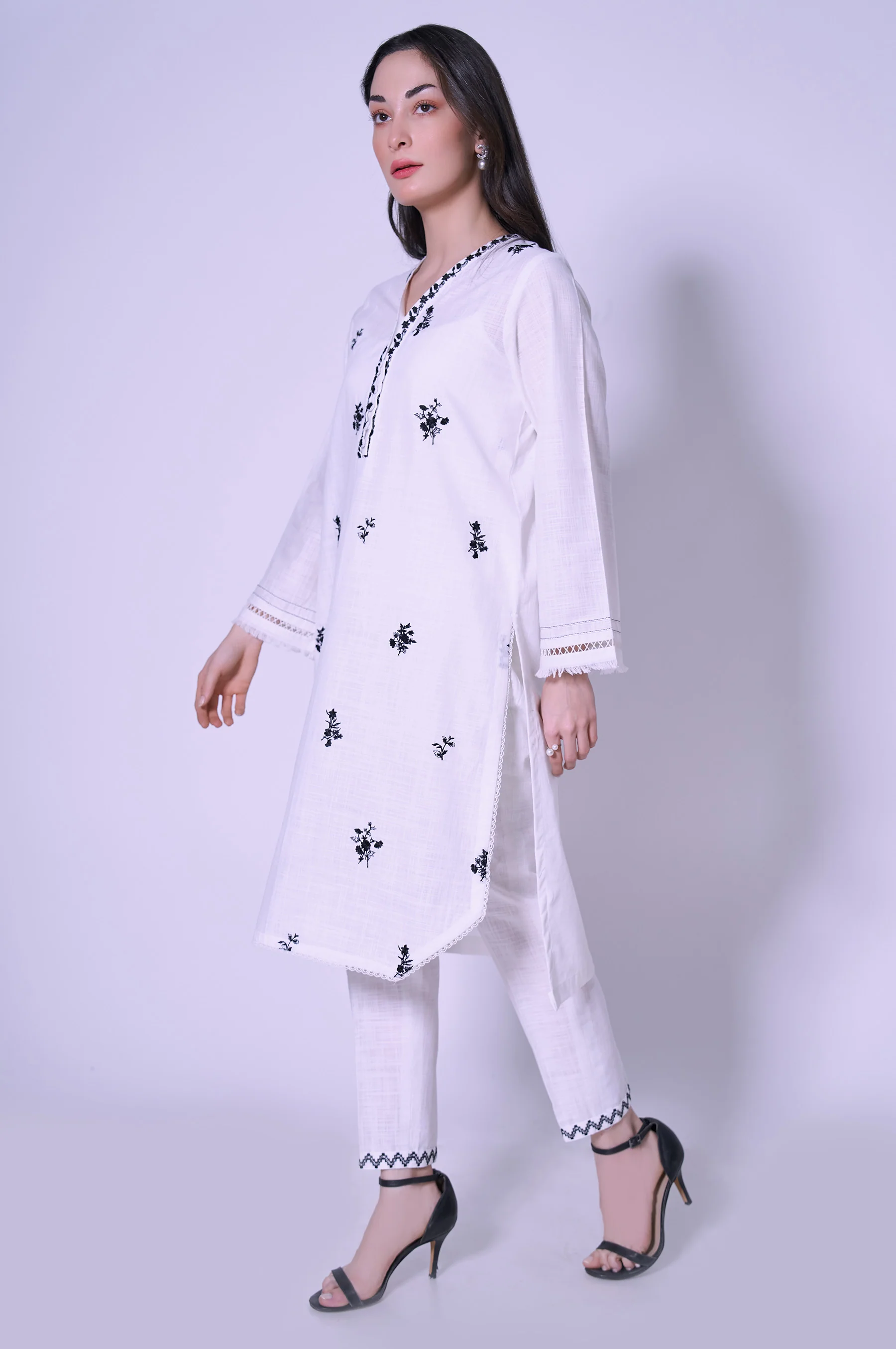 Stitched 2 Pcs Embroidered Cotton Slub Suit. - Image 2