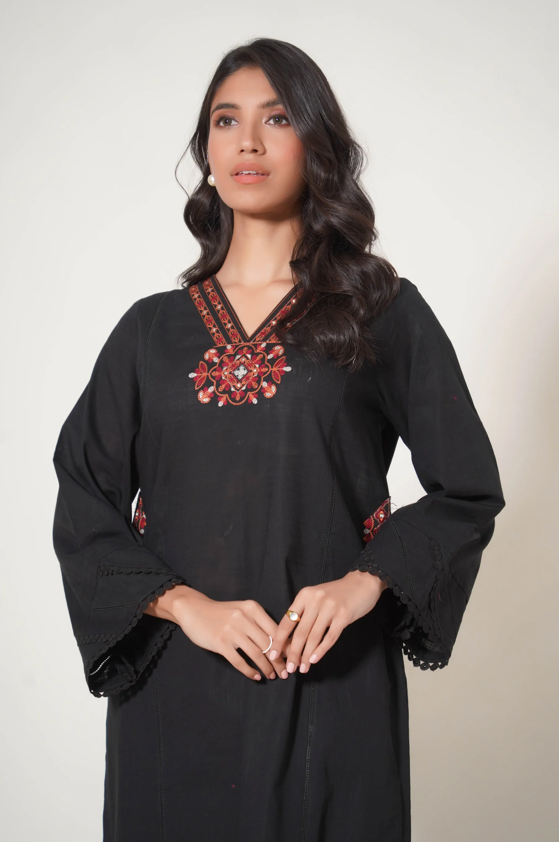 Stitched 2 Piece Embroidered Cotton Slub Suit - Image 2