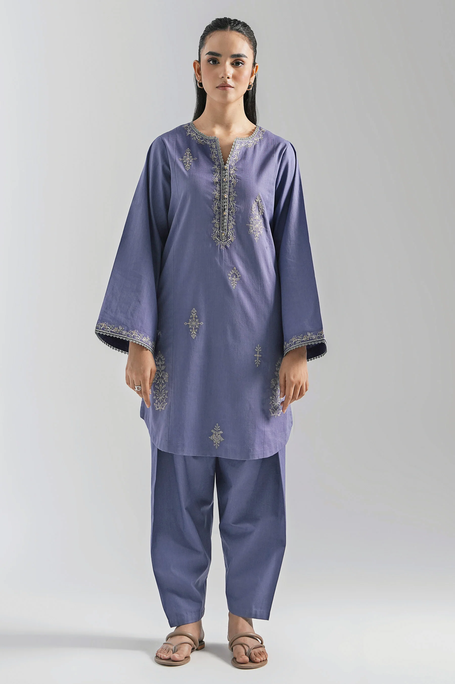 STITCHED EMBROIDERED COTTON SLUB SHIRT BOTTOM - Image 3