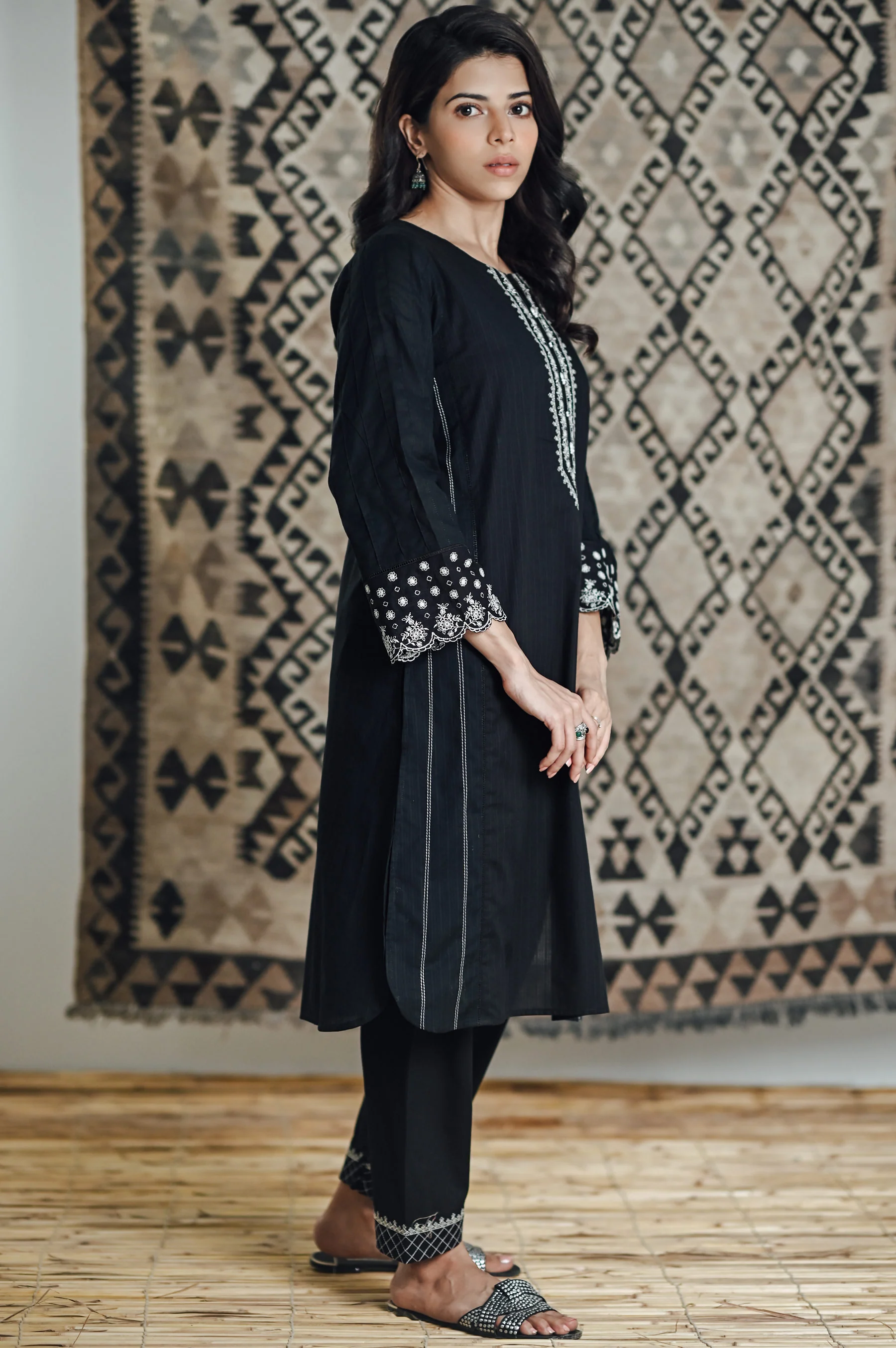Stitched 2 Piece Embroidered Doria Suit - Image 6