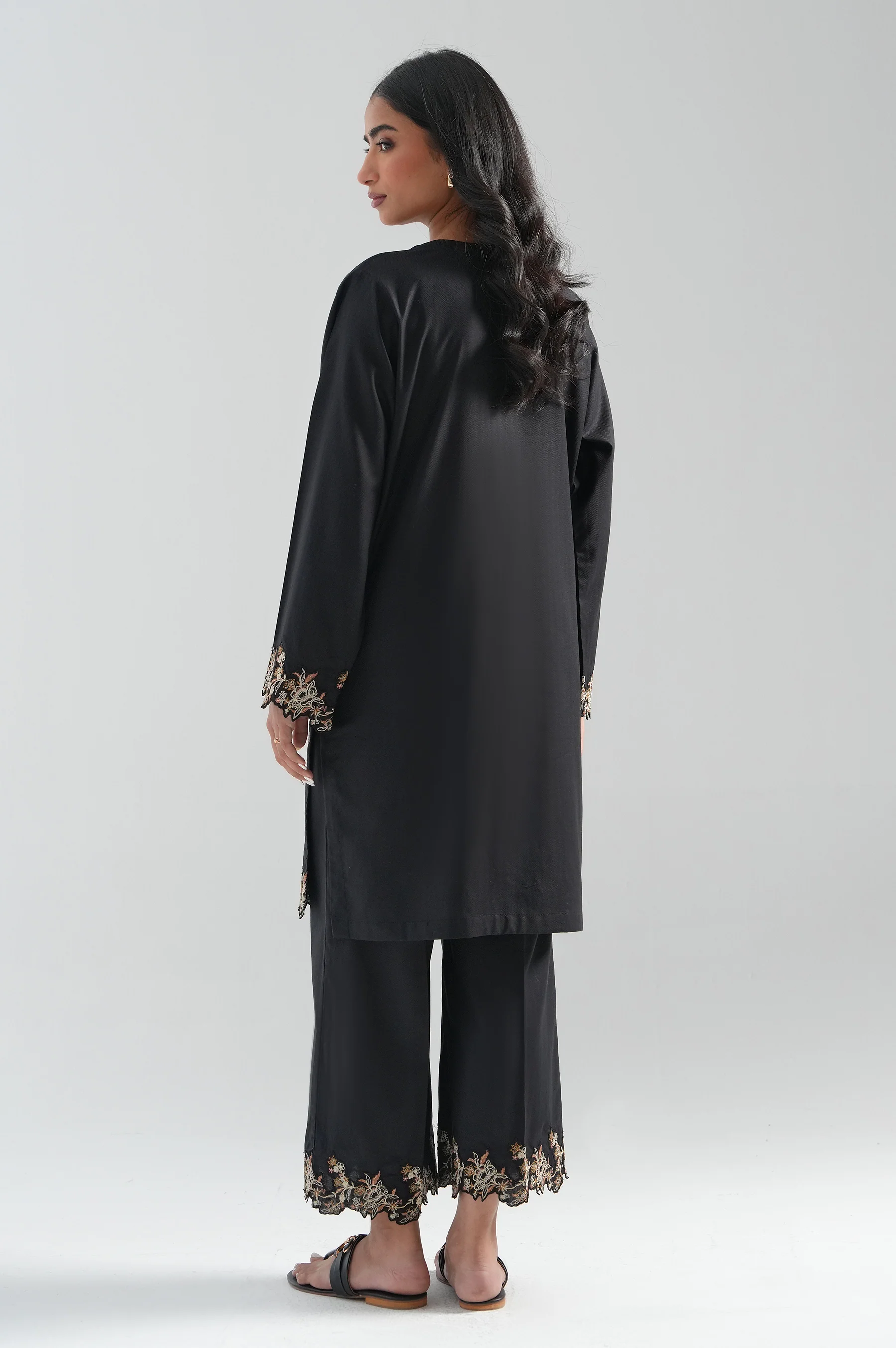 STITCHED EMBROIDERED HERRINGBONE SHIRT BOTTOM - Image 3