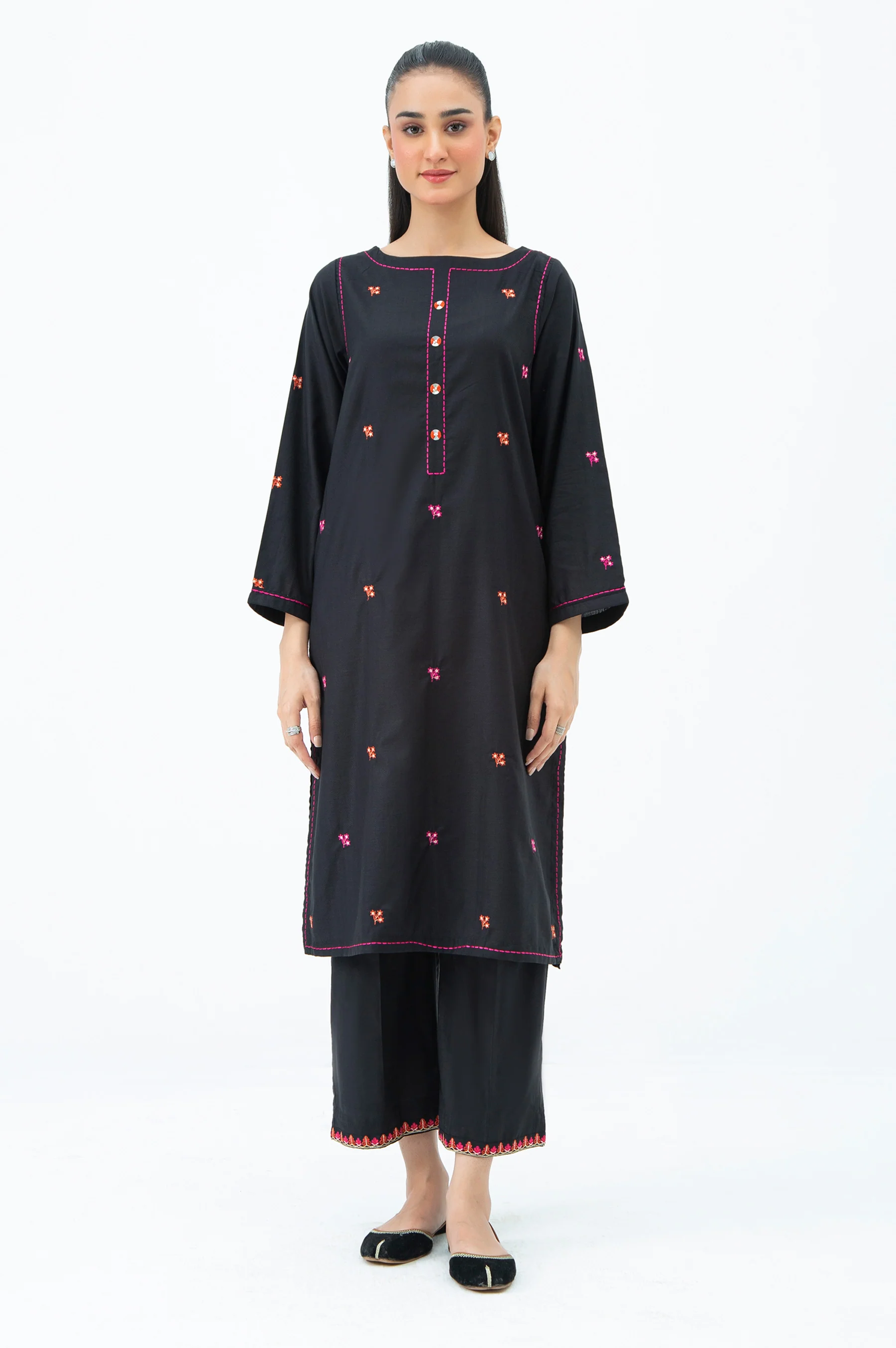 EMBROIDERED SUIT