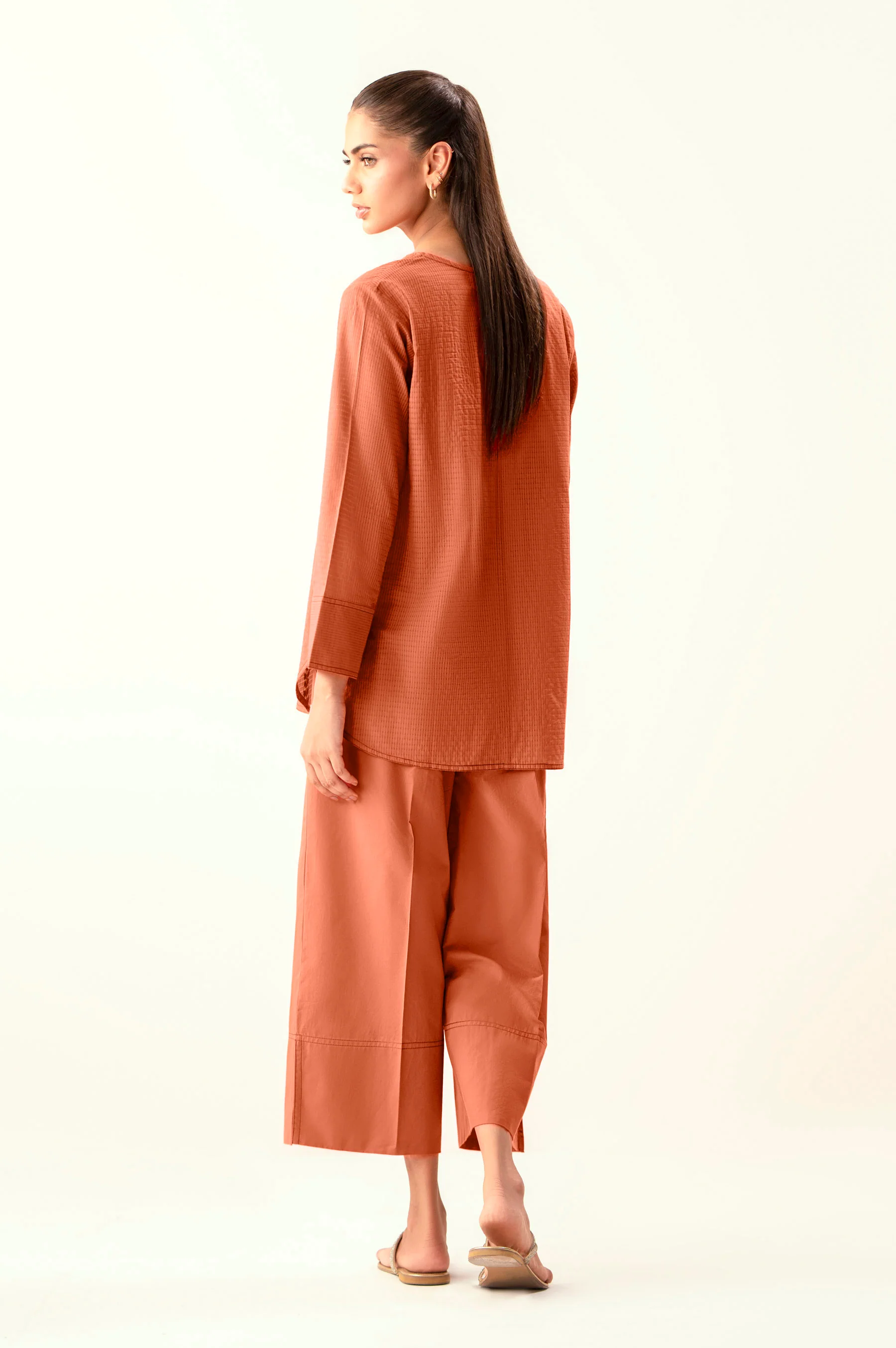 EMBROIDERED SUIT - Image 3