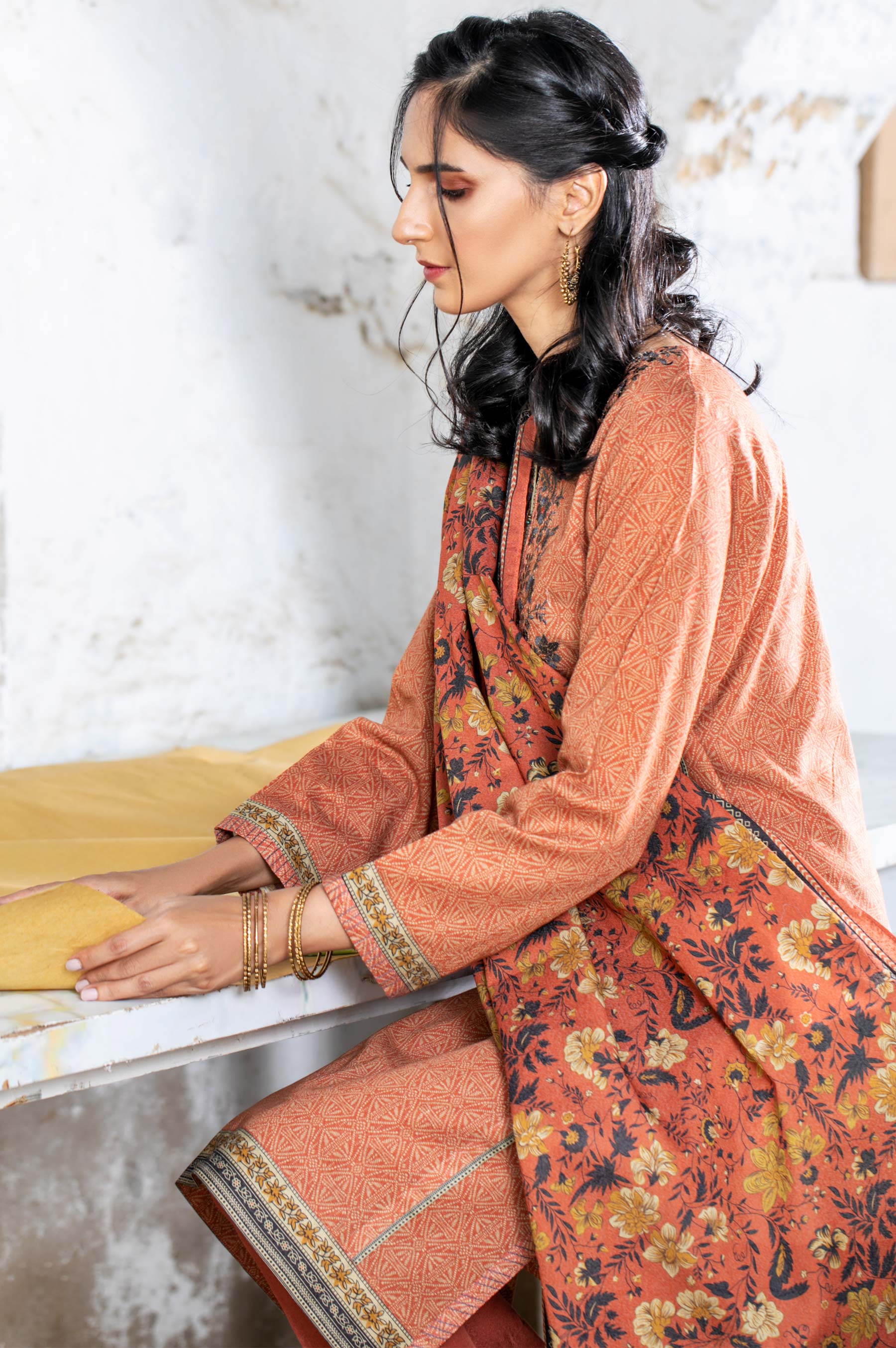 Stitched 2 Piece Embroidered Karandi Suit - Image 5