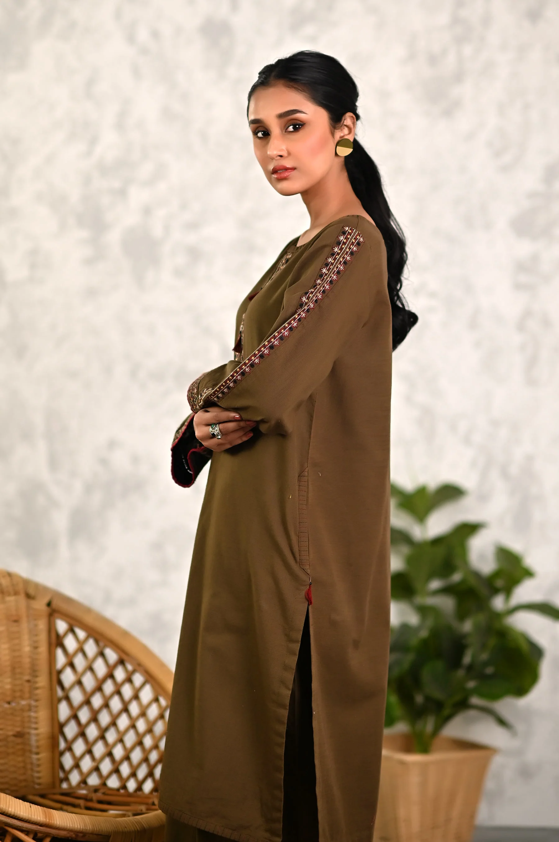 Stitched 2 Piece Embroidered Khaddar Suit - Image 2