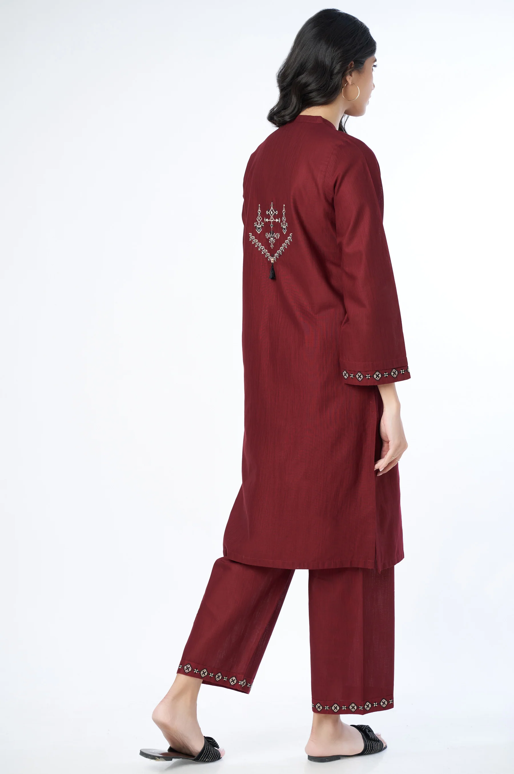 Stitched 2 Piece Embroidered Khaddar Suit - Image 6