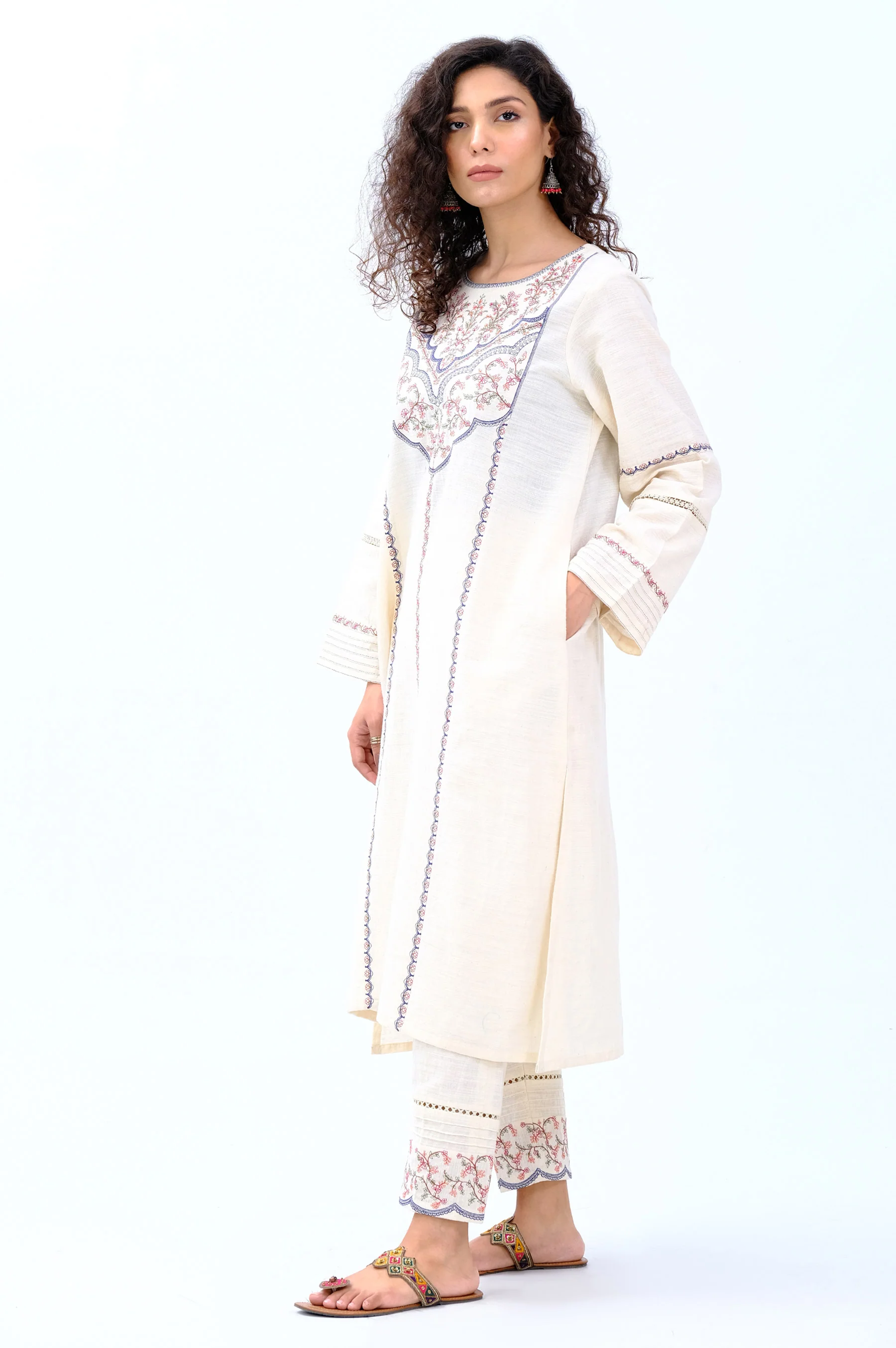 Stitched 2 Piece Embroidered Khaddar Suit - Image 4