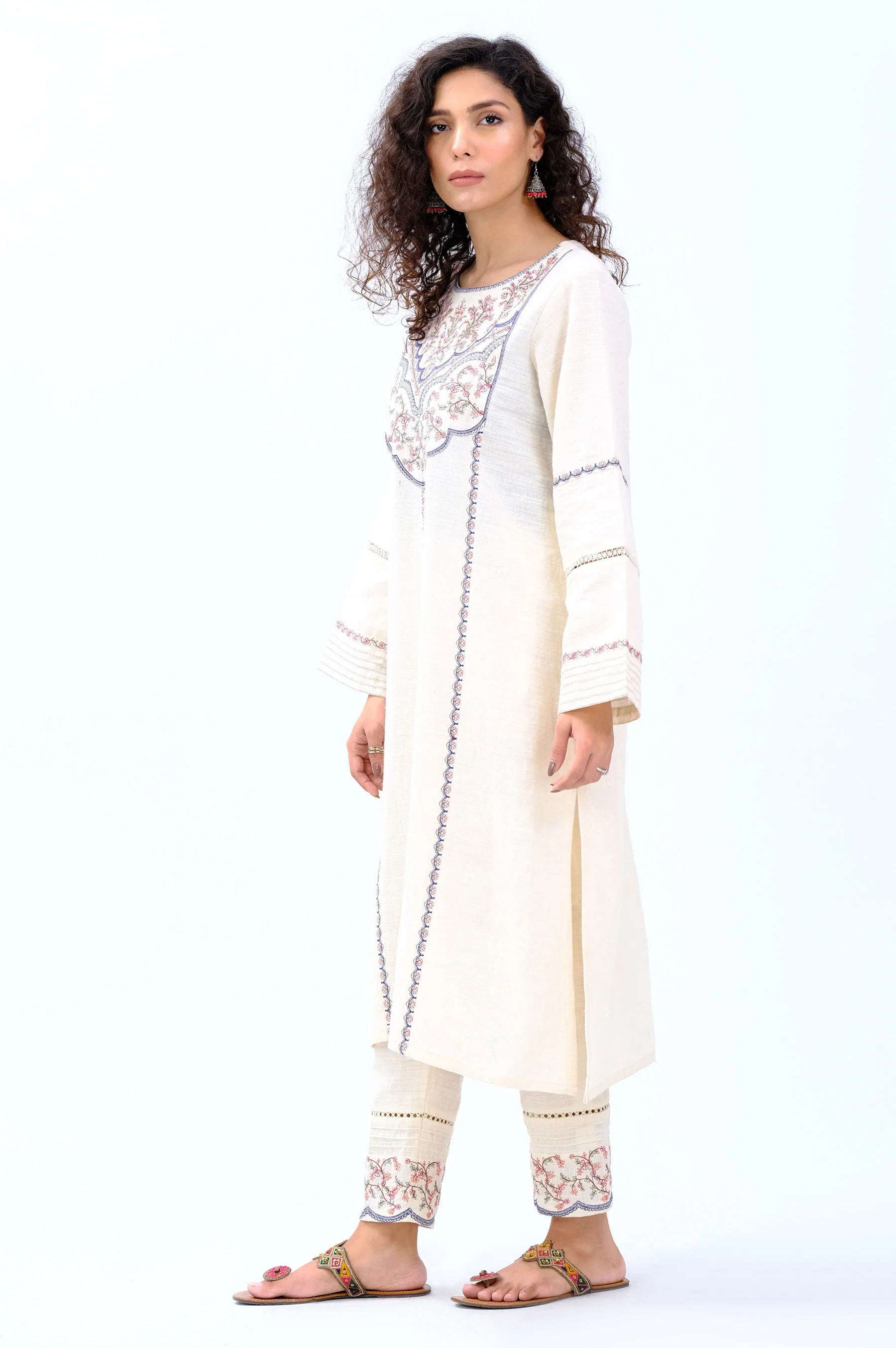 Stitched 2 Piece Embroidered Khaddar Suit - Image 5