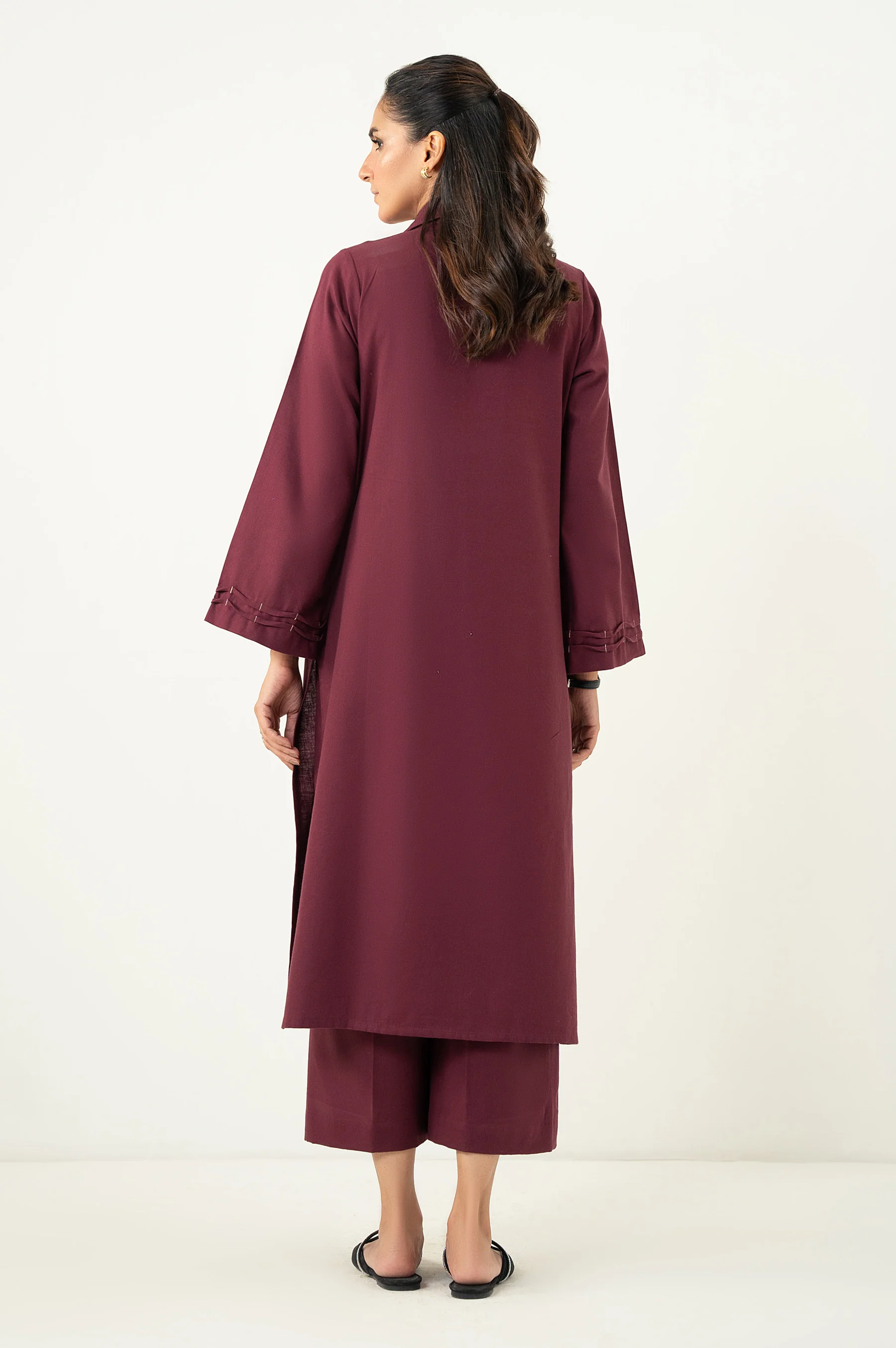 EMBROIDERED SUIT - Image 4