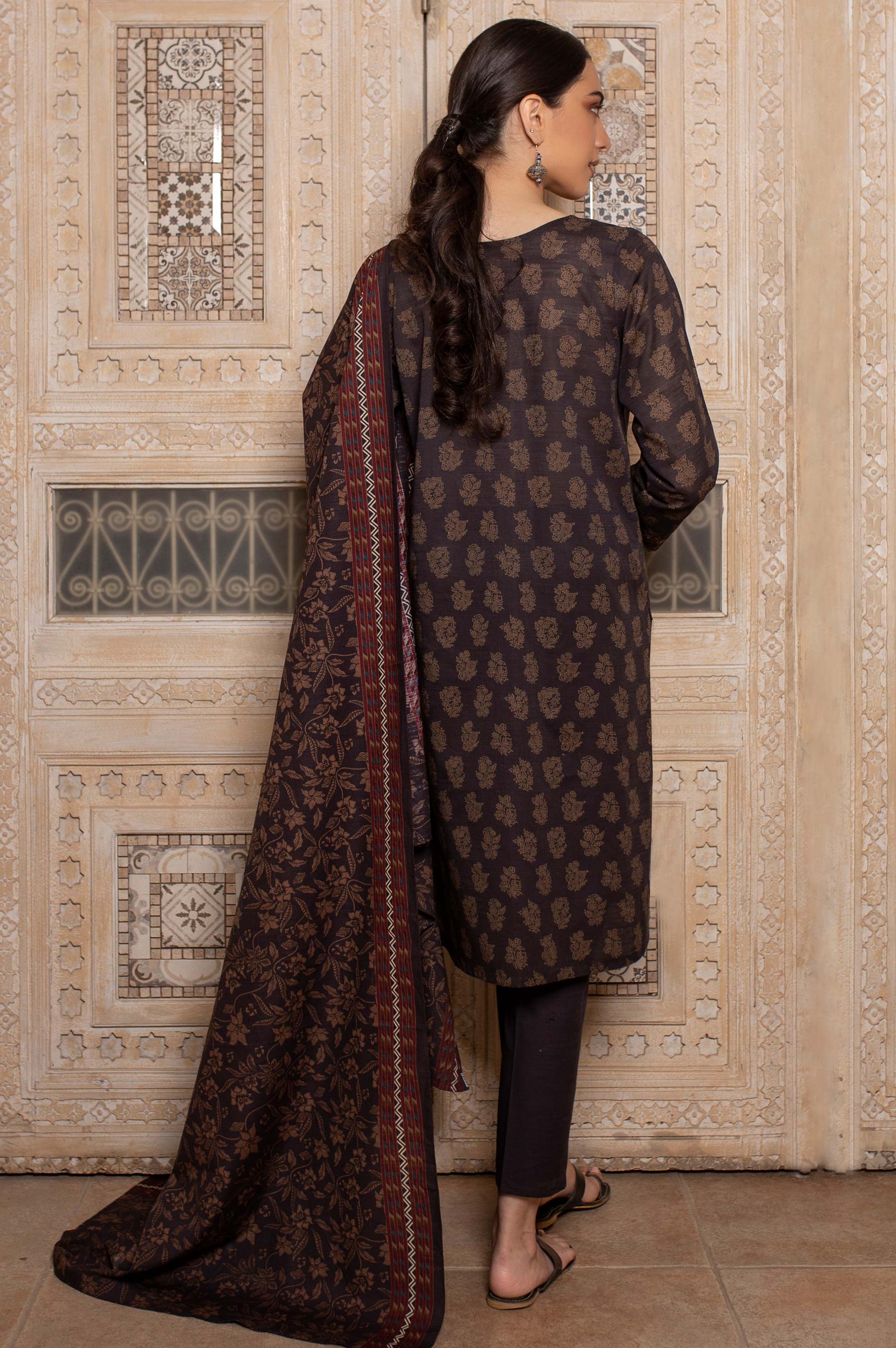 Stitched 2 Piece Embroidered Khaddar Suit - Image 2