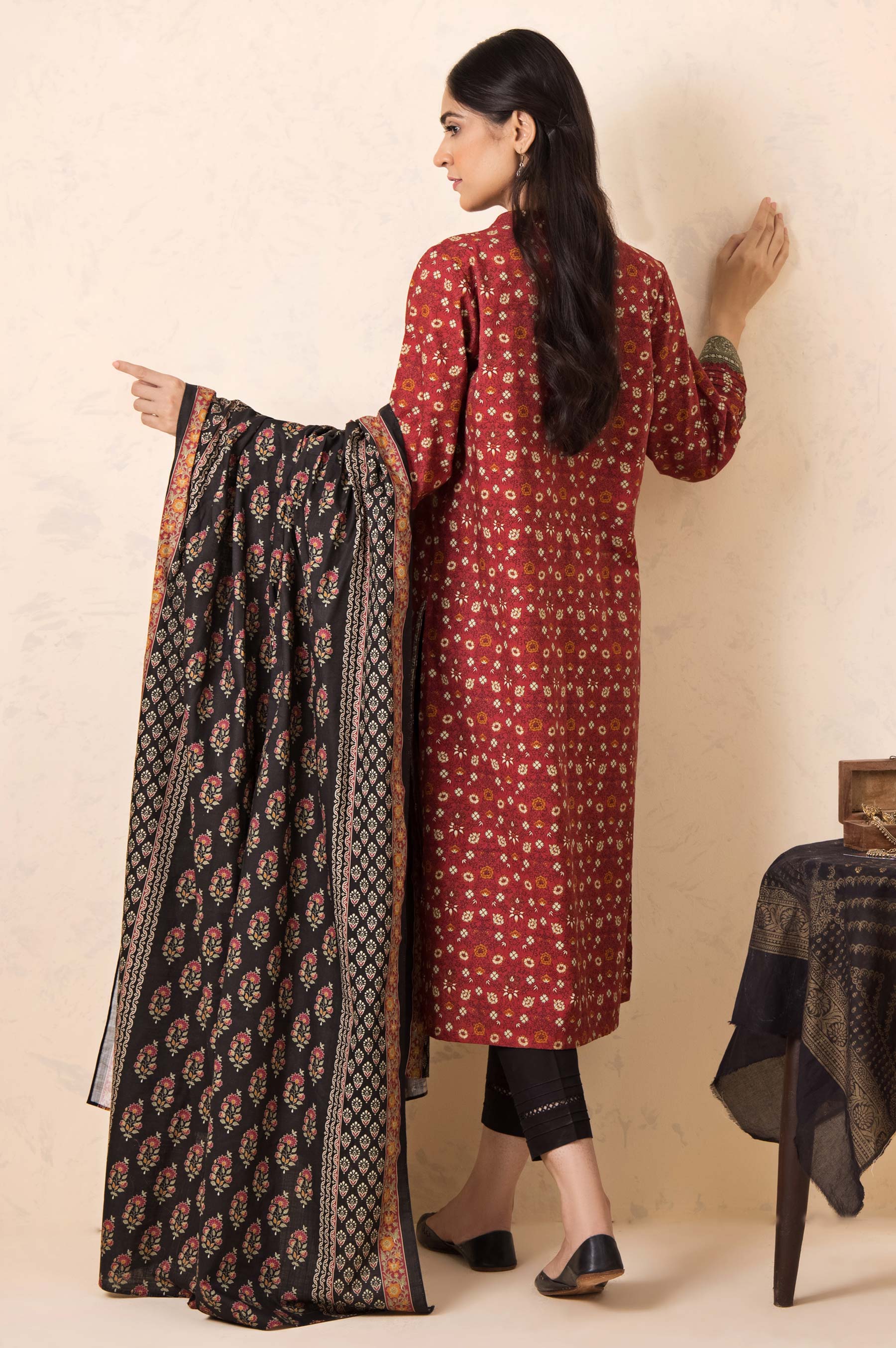 Stitched 2 Piece Embroidered Khaddar Suit - Image 3