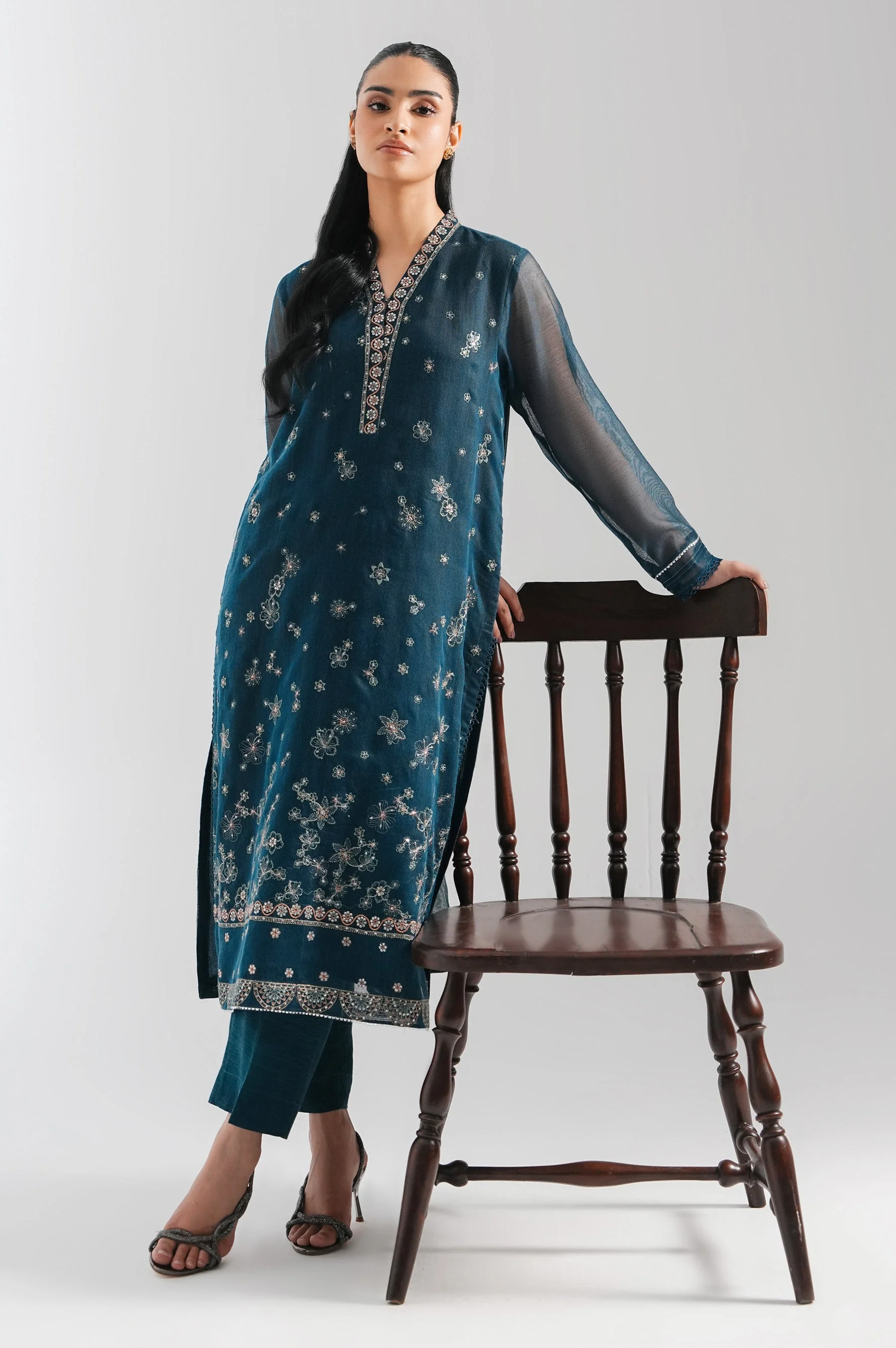 STITCHED EMBROIDERED KHADDI NET SHIRT BOTTOM (FACTORY E-OUTLET) - Image 5