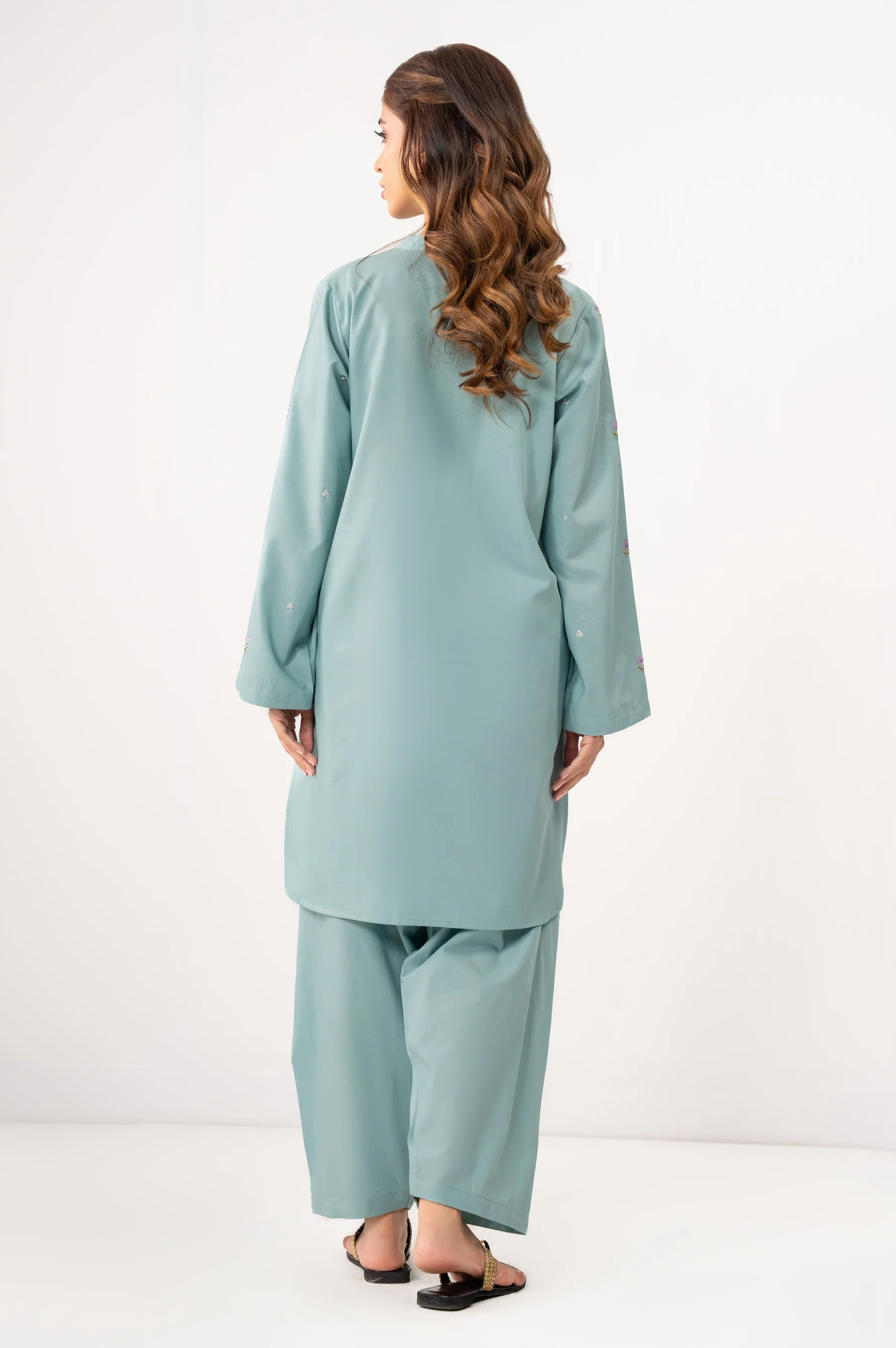 EMBROIDERED SUIT - Image 5