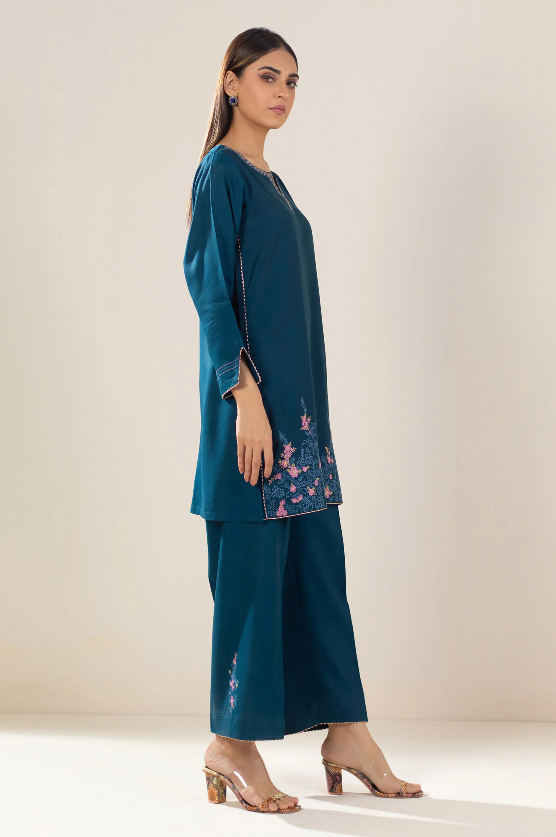 Stitched 2 Piece Embroidered Oak Silk Outfit - Image 2