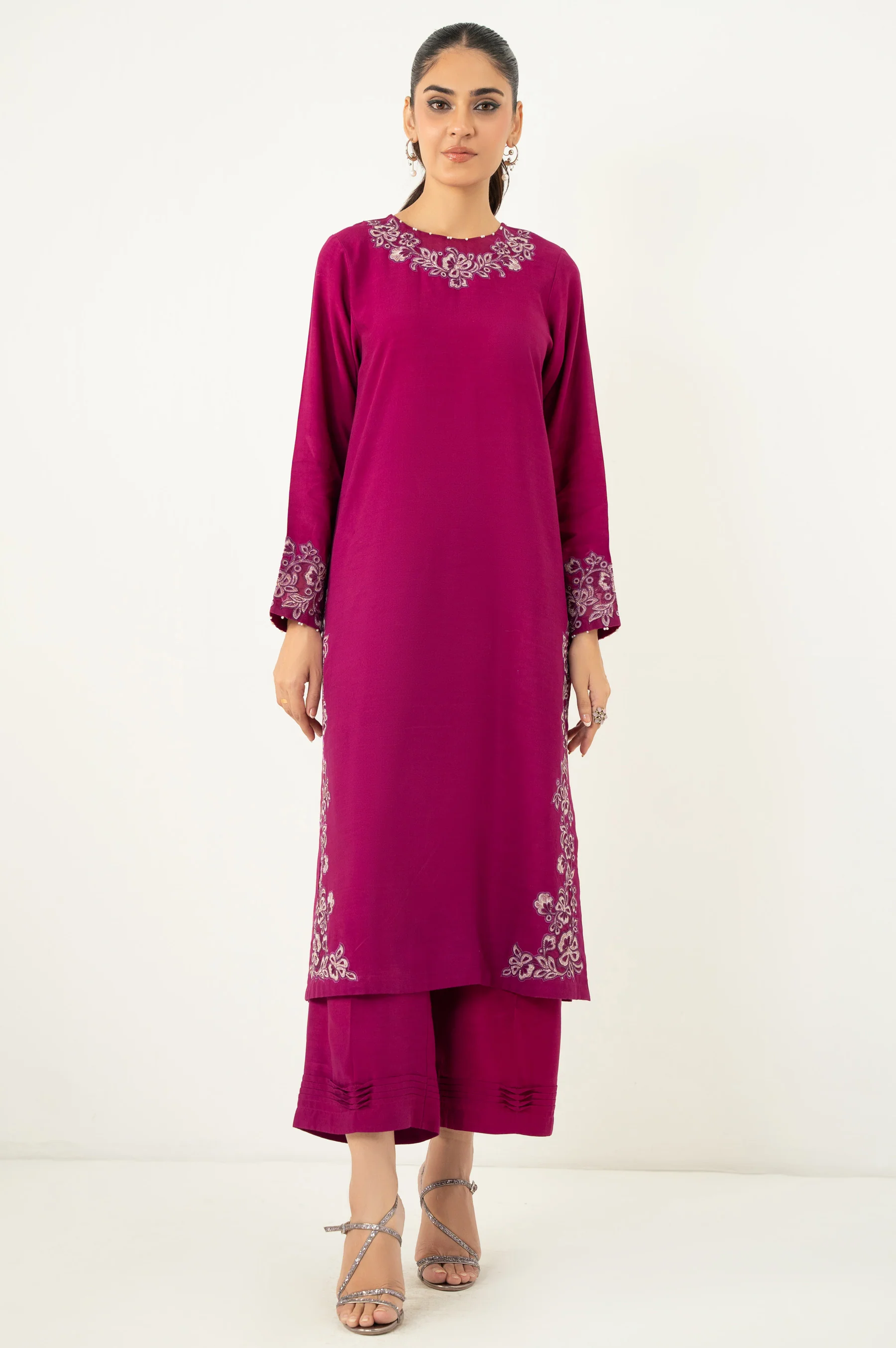 EMBROIDERED SUIT - Image 6