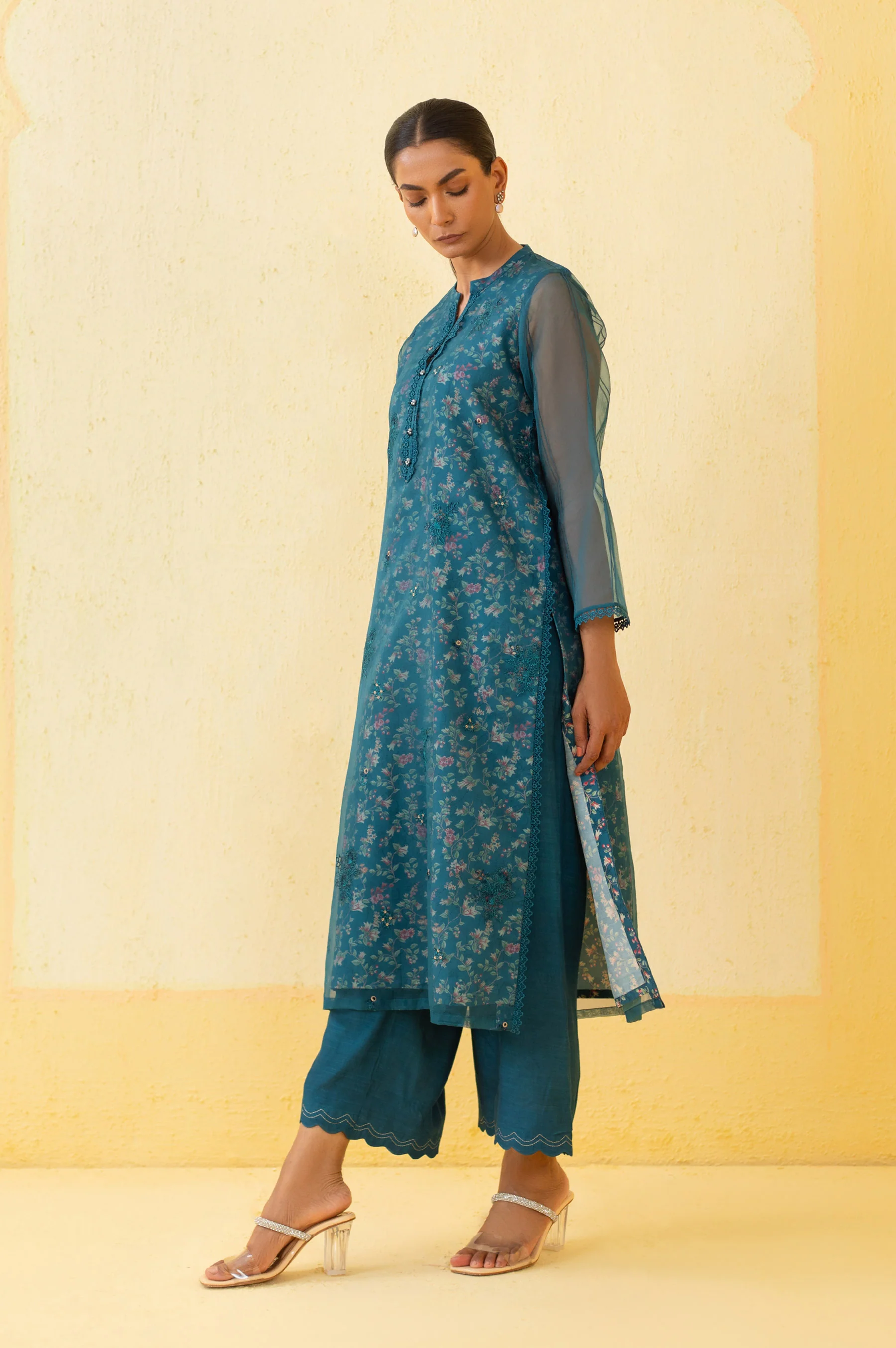 Stitched 2 Piece Embroidered Organza Suit - Image 4