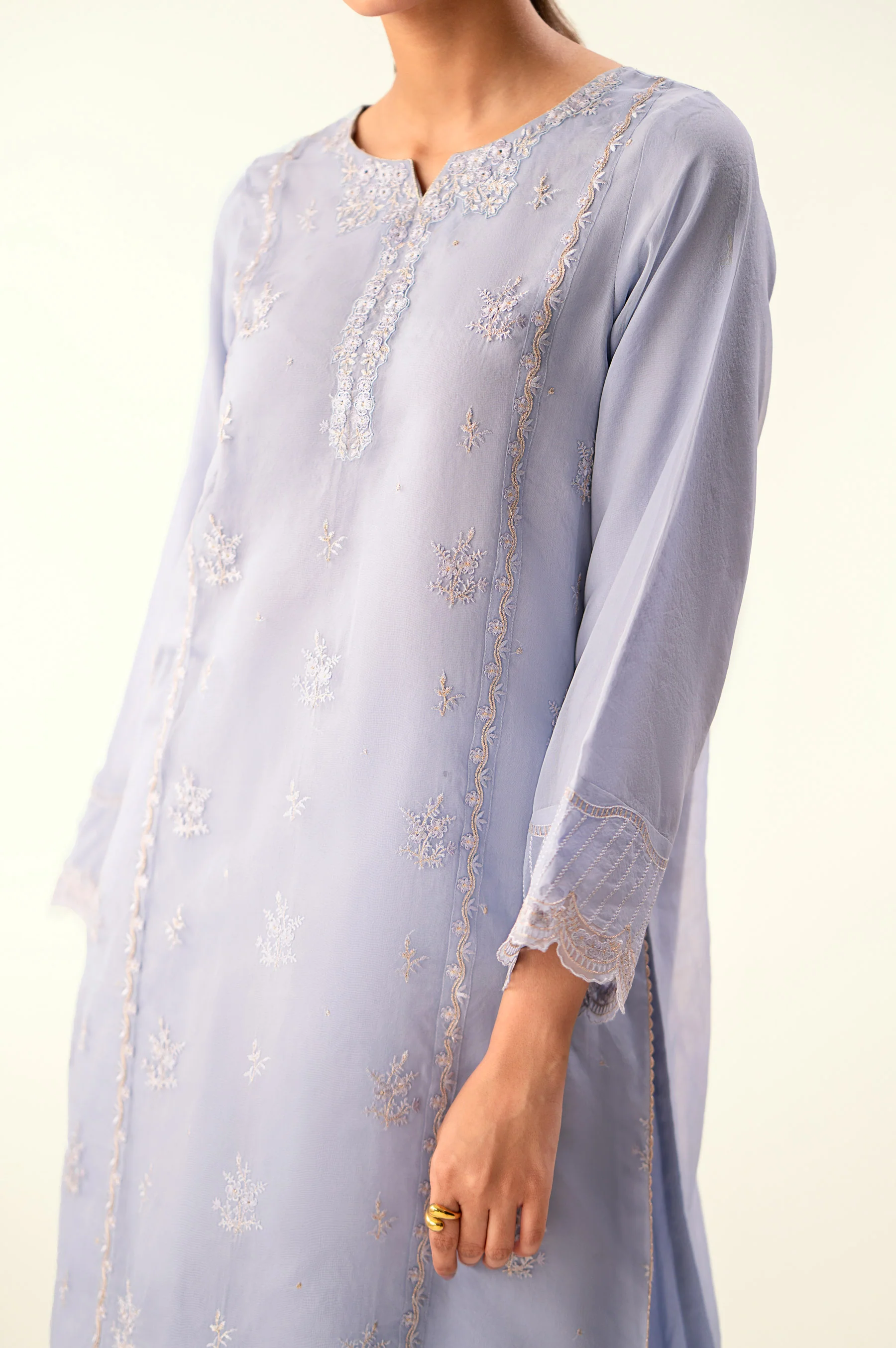 Stitched 2 Piece Embroidered Organza Suit - Image 6