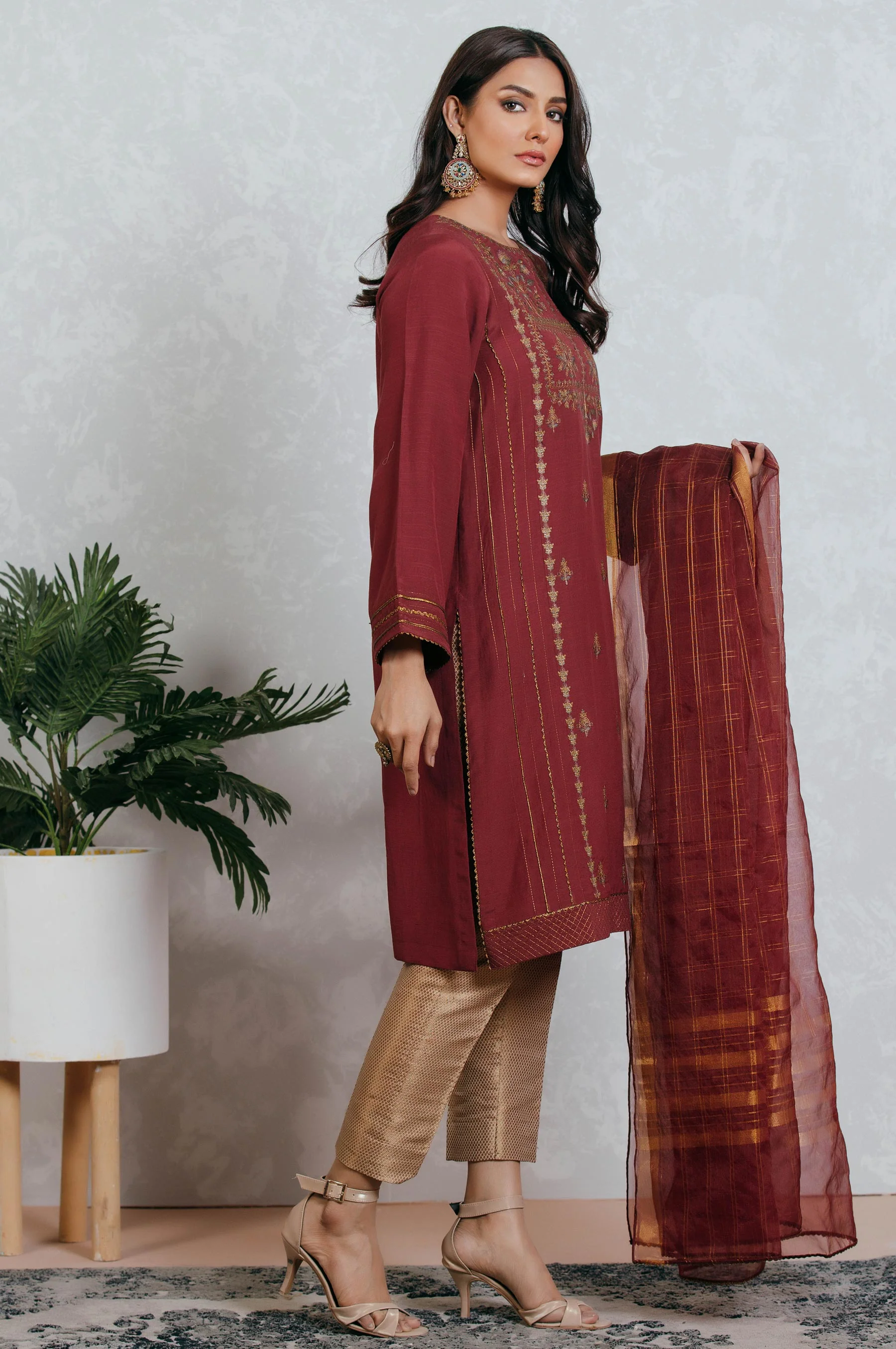 Stitched 2 Piece Raw Silk Embroidered Suit - Image 4