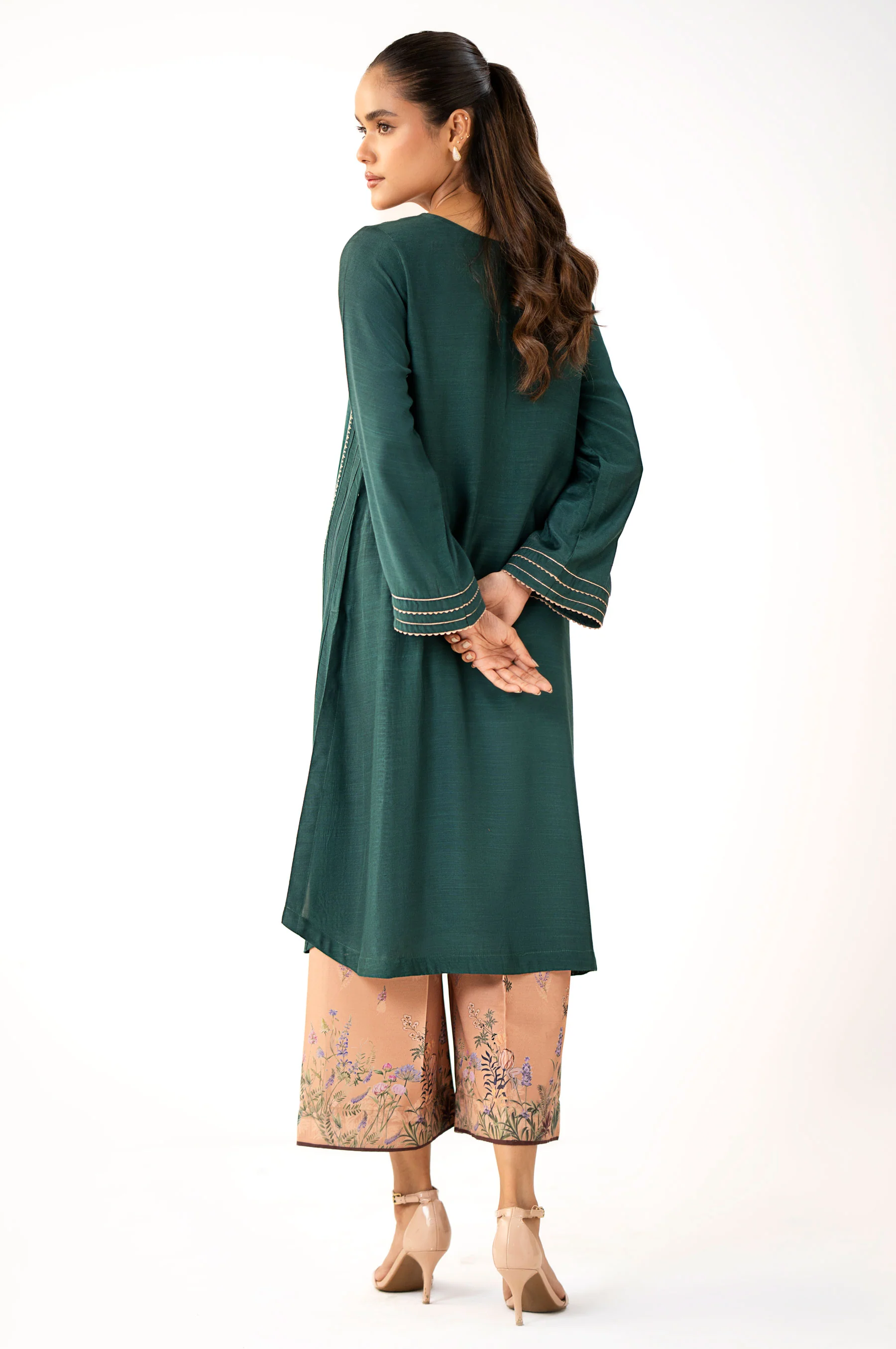 EMBROIDERED SUIT - Image 4
