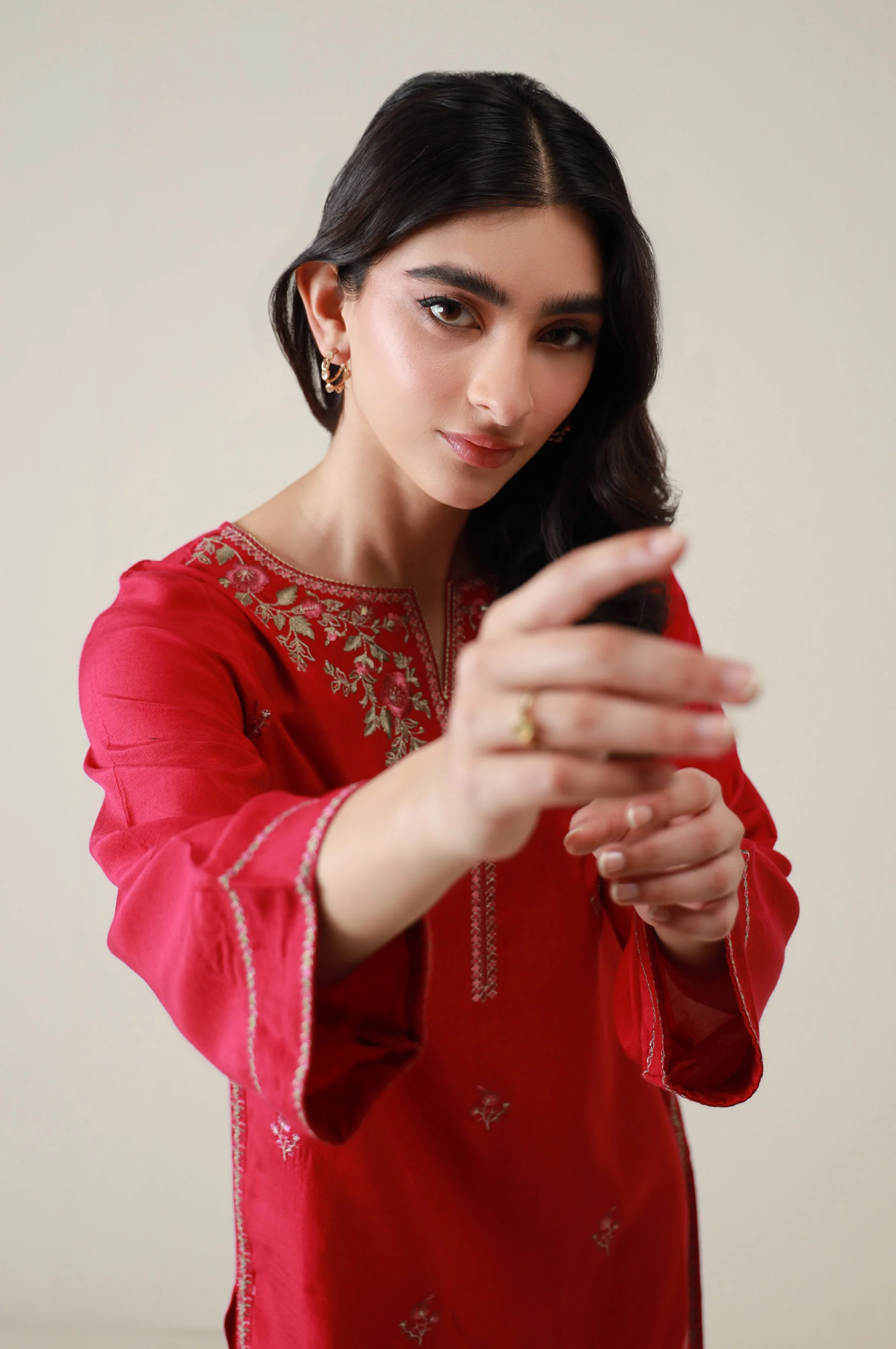Stitched 2 Piece Embroidered Raw Silk Suit - Image 5