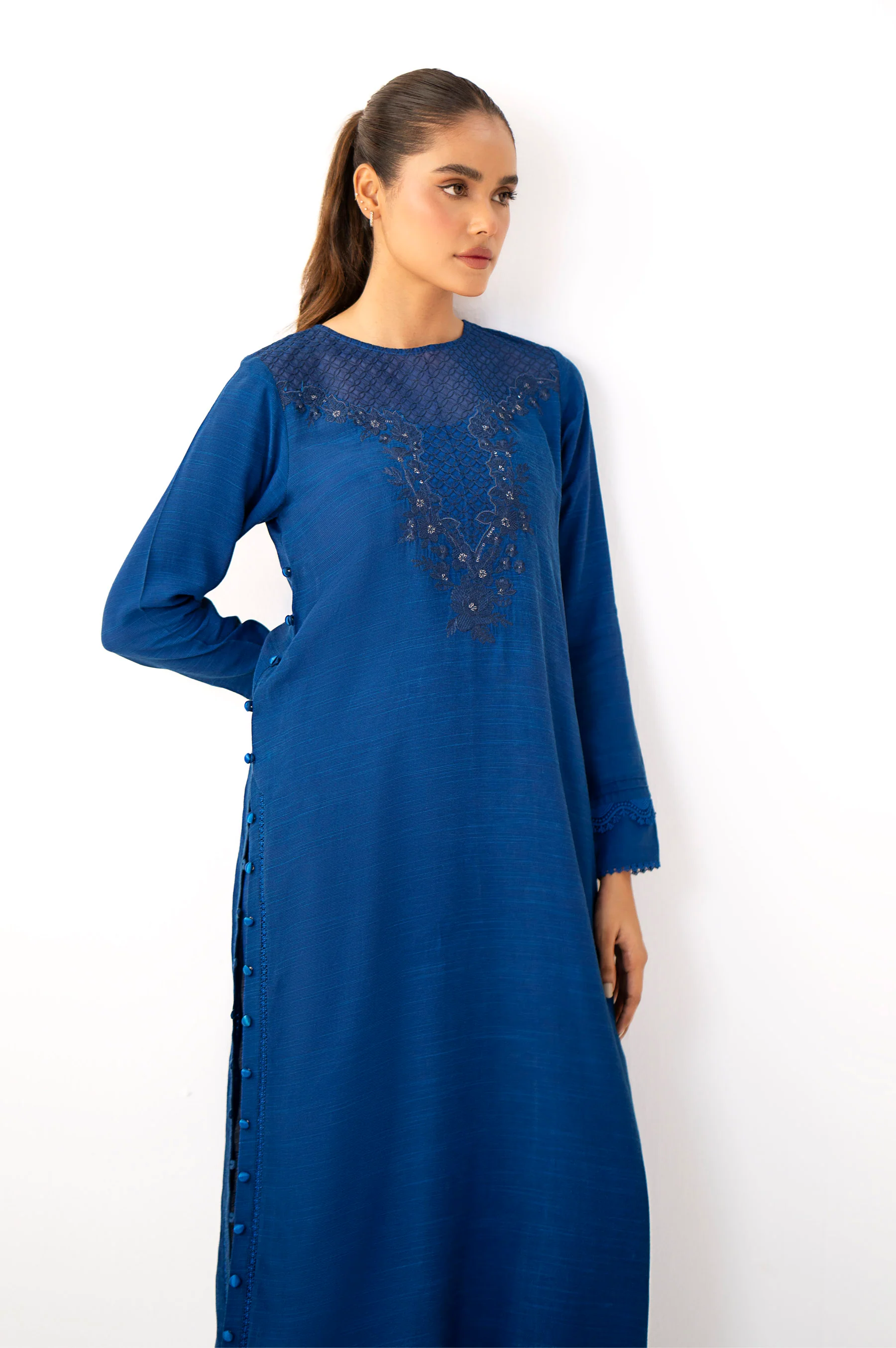 Stitched 2 Piece Embroidered Raw Silk Suit - Image 2