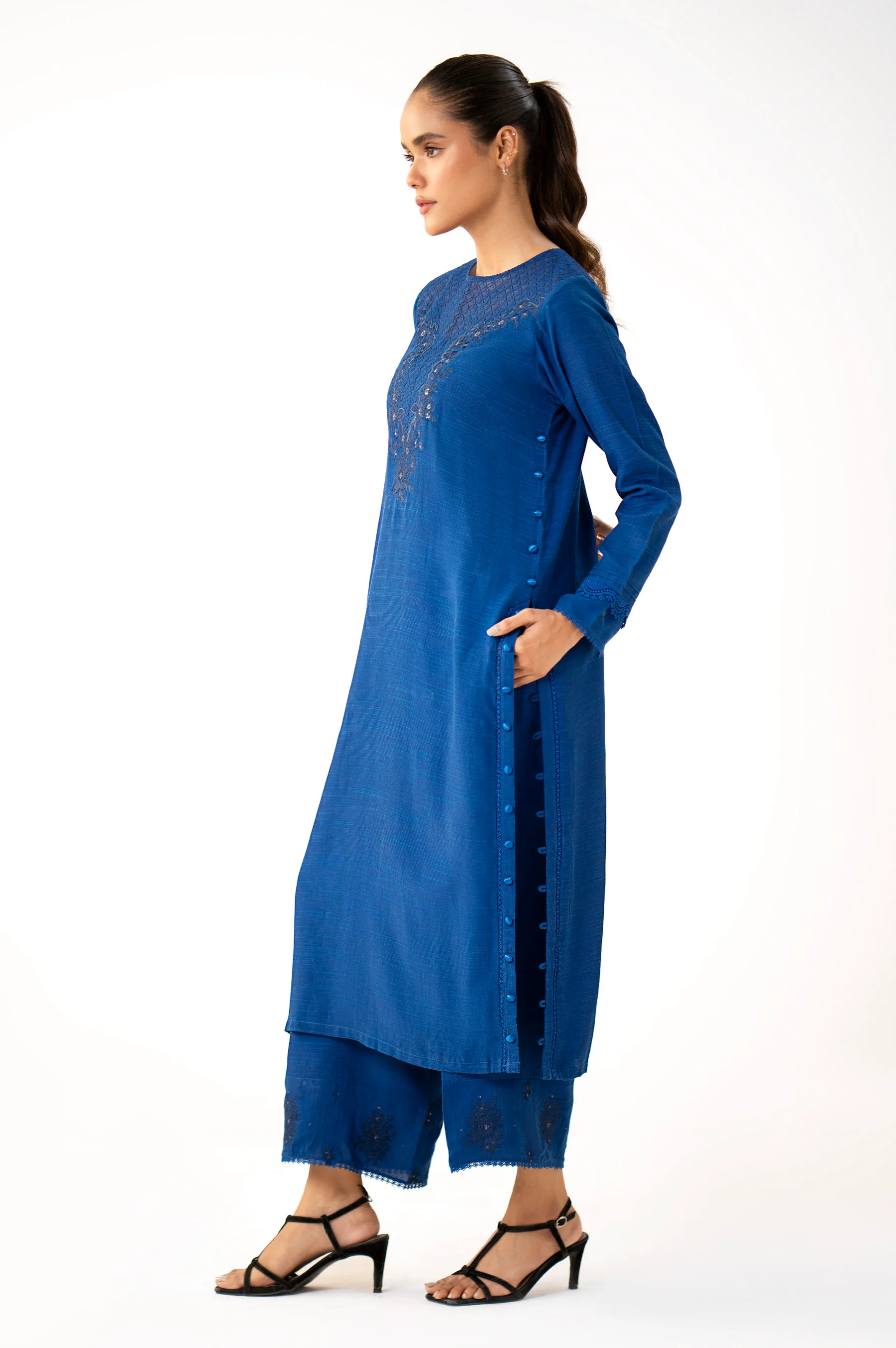 Stitched 2 Piece Embroidered Raw Silk Suit - Image 3
