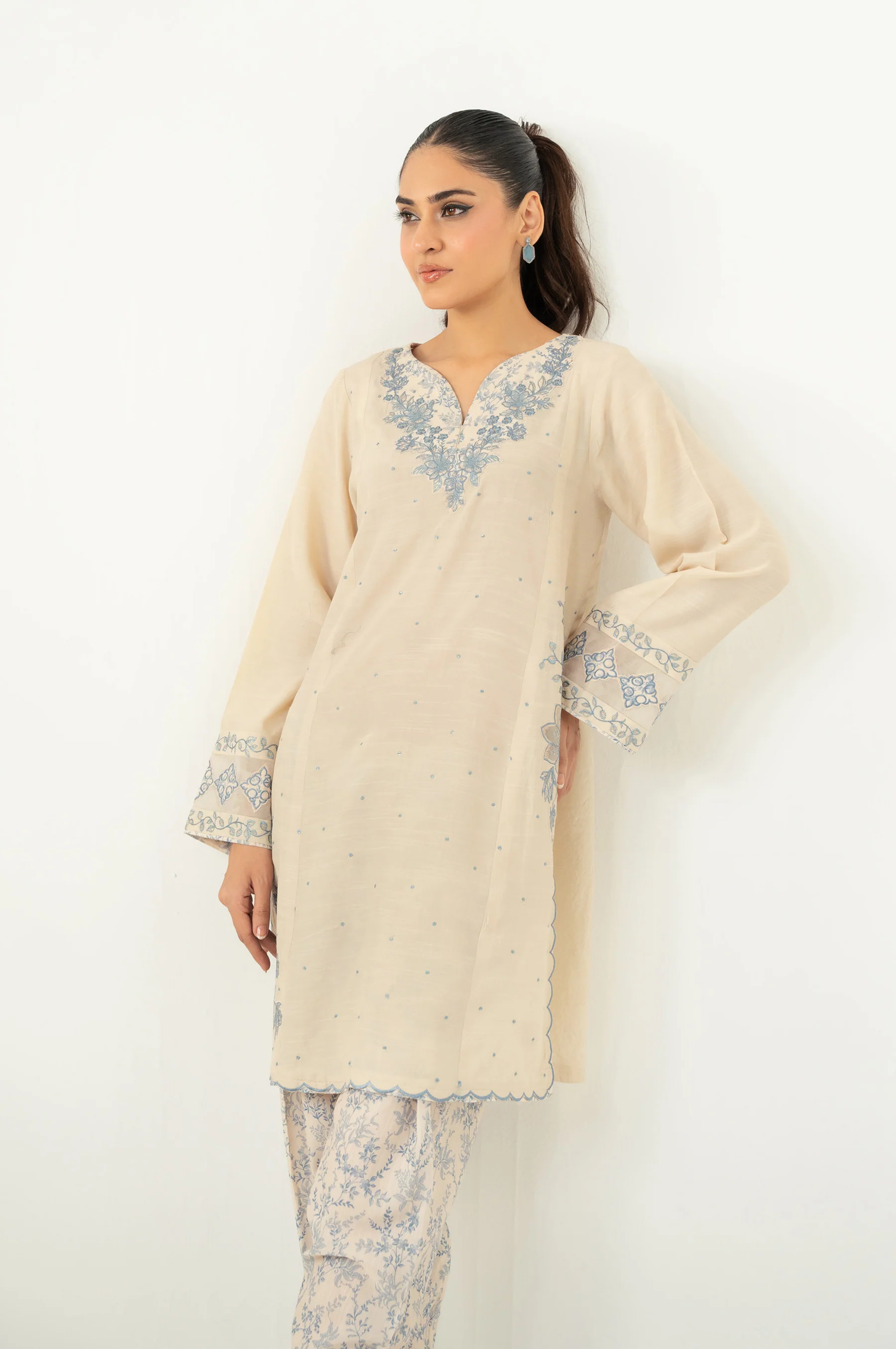 Stitched 2 Piece Embroidered Raw Silk Suit - Image 5