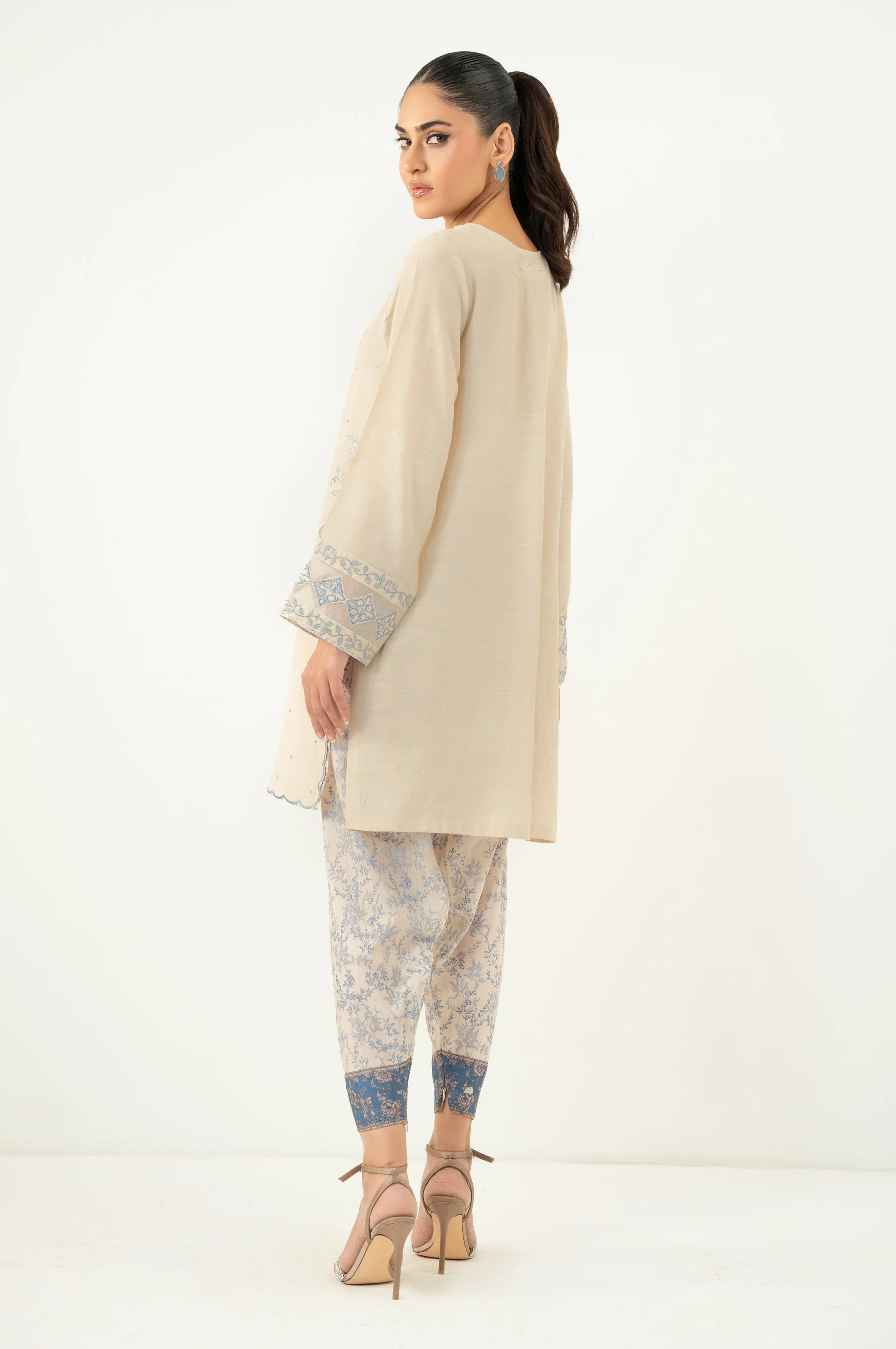 Stitched 2 Piece Embroidered Raw Silk Suit - Image 6