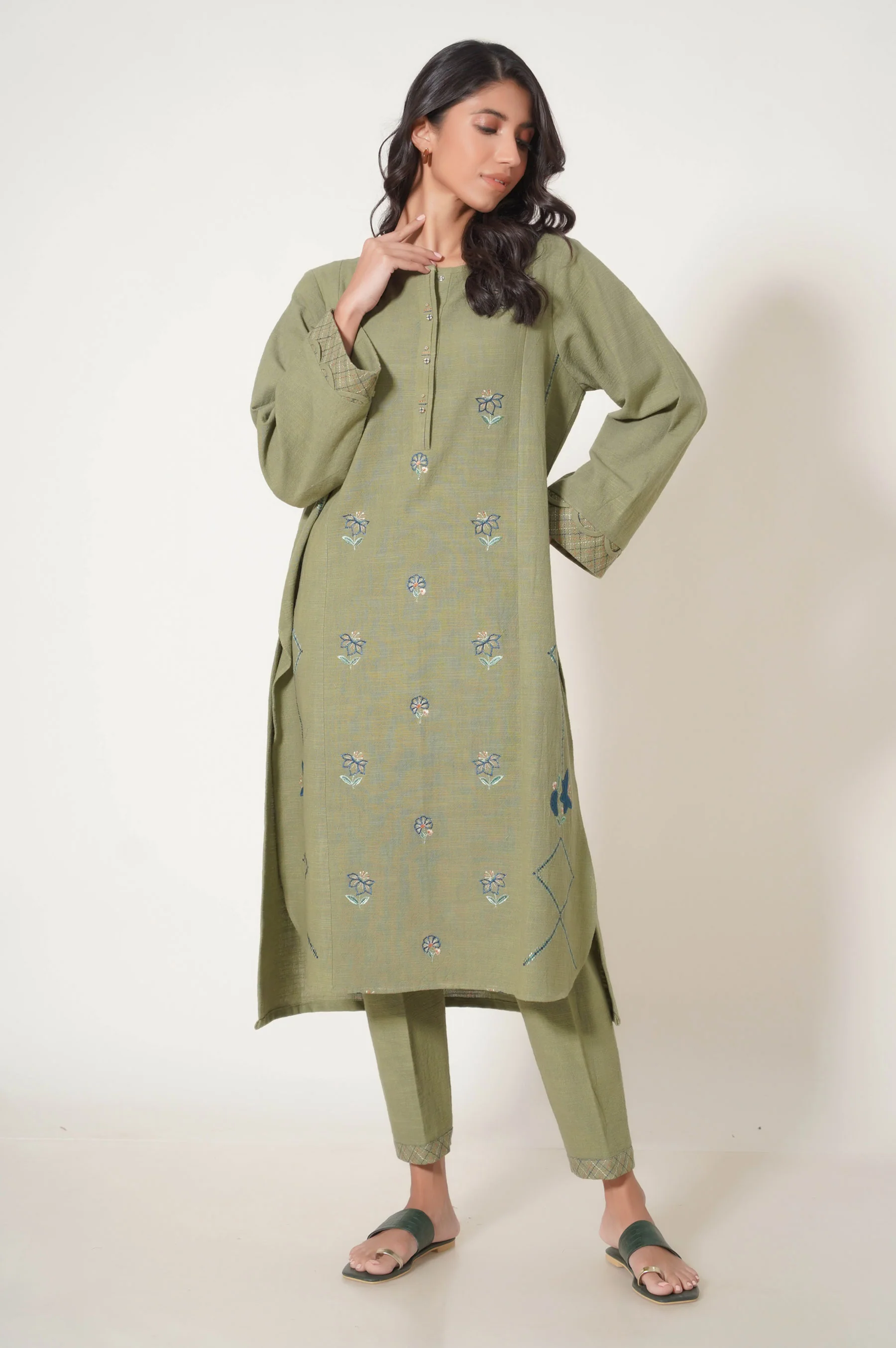 Stitched 2 Pc Embroidered Rustic Khaddar Suit - Image 4