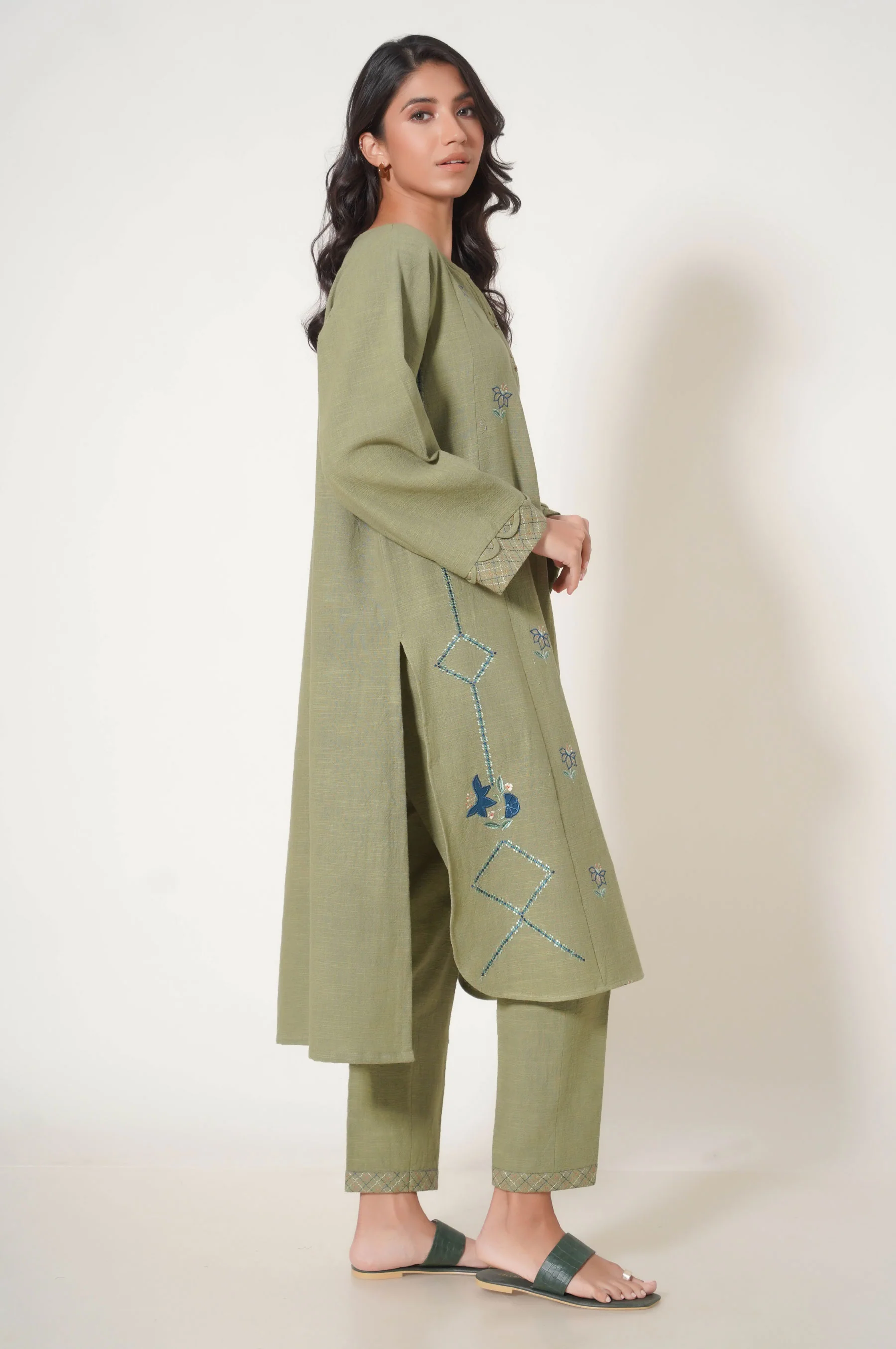 Stitched 2 Pc Embroidered Rustic Khaddar Suit - Image 5