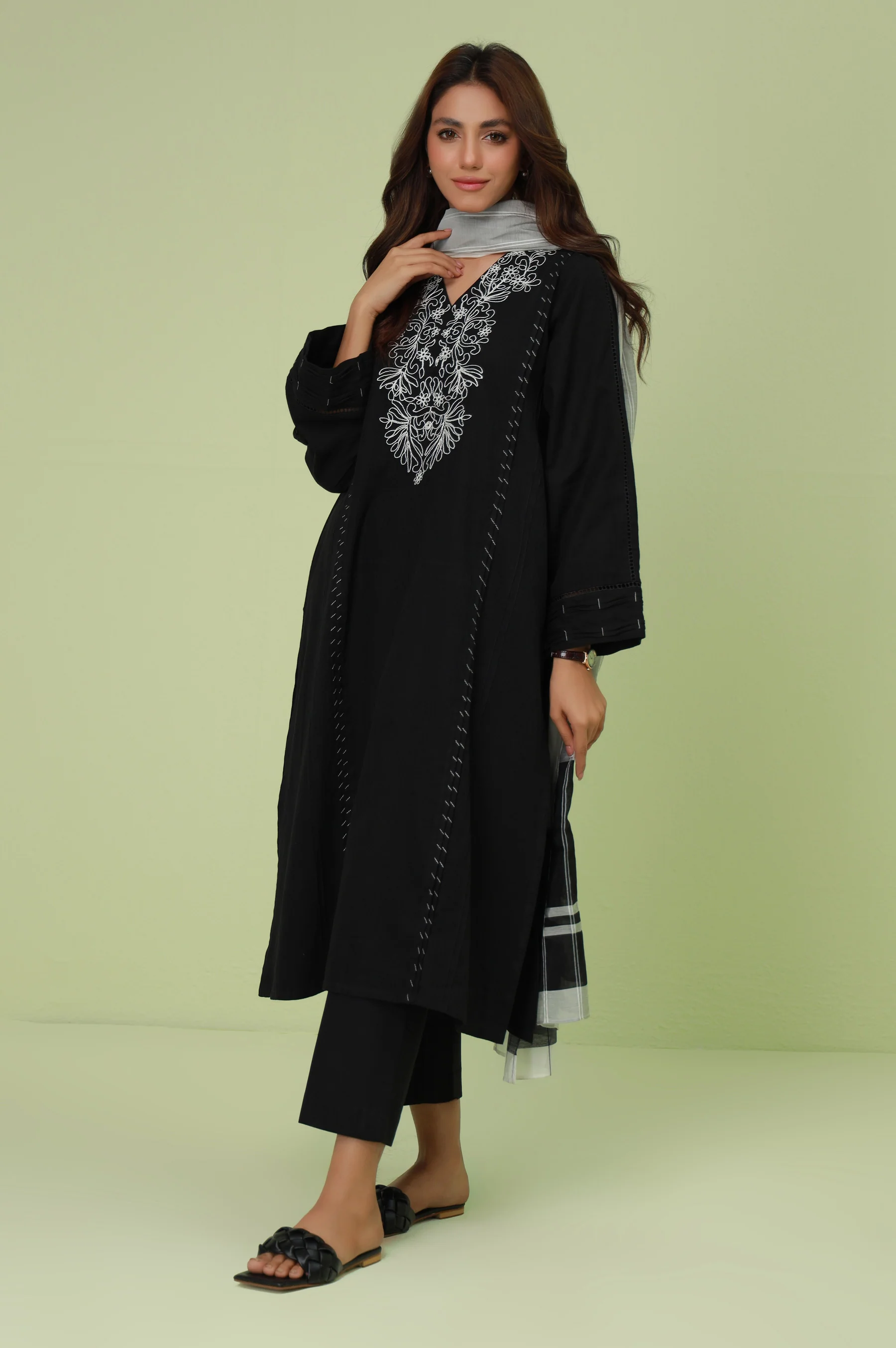 Stitched 2 Piece Embroidered Satin Jacquard Suit - Image 2