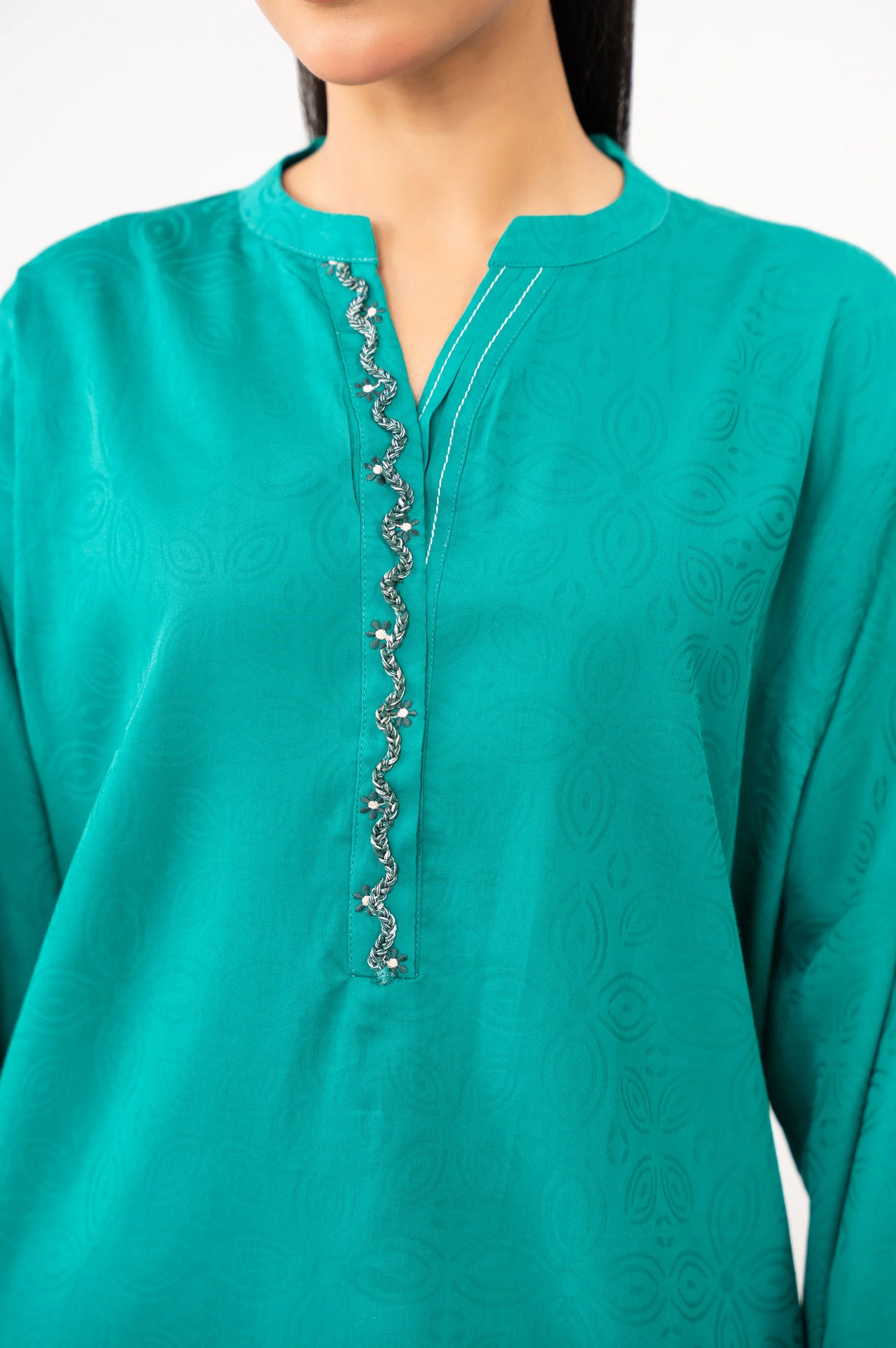 STITCHED EMBROIDERED SATIN JACQUARD SHIRT BOTTOM (FACTORY E-OUTLET) - Image 2