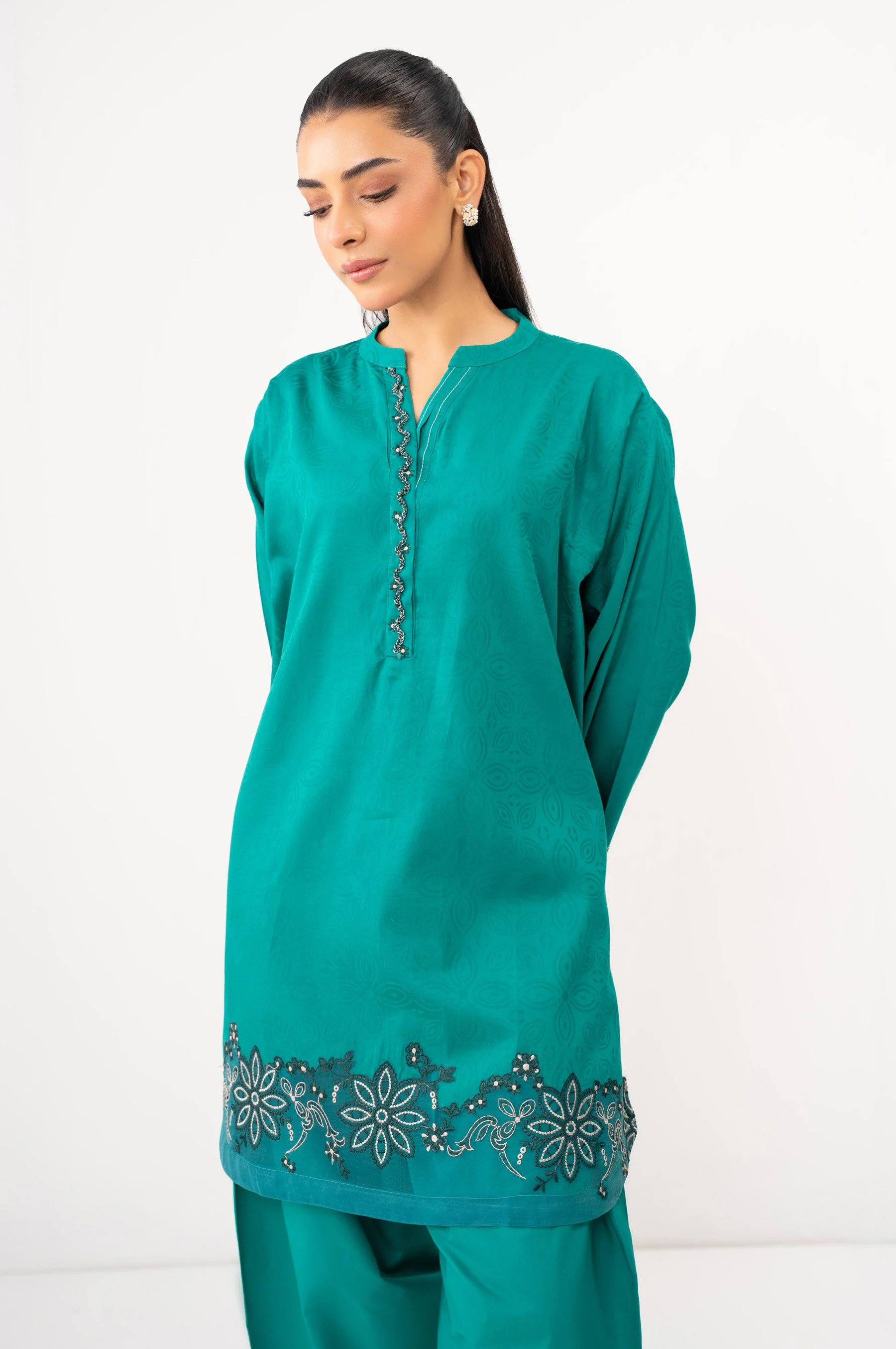 STITCHED EMBROIDERED SATIN JACQUARD SHIRT BOTTOM (FACTORY E-OUTLET) - Image 4