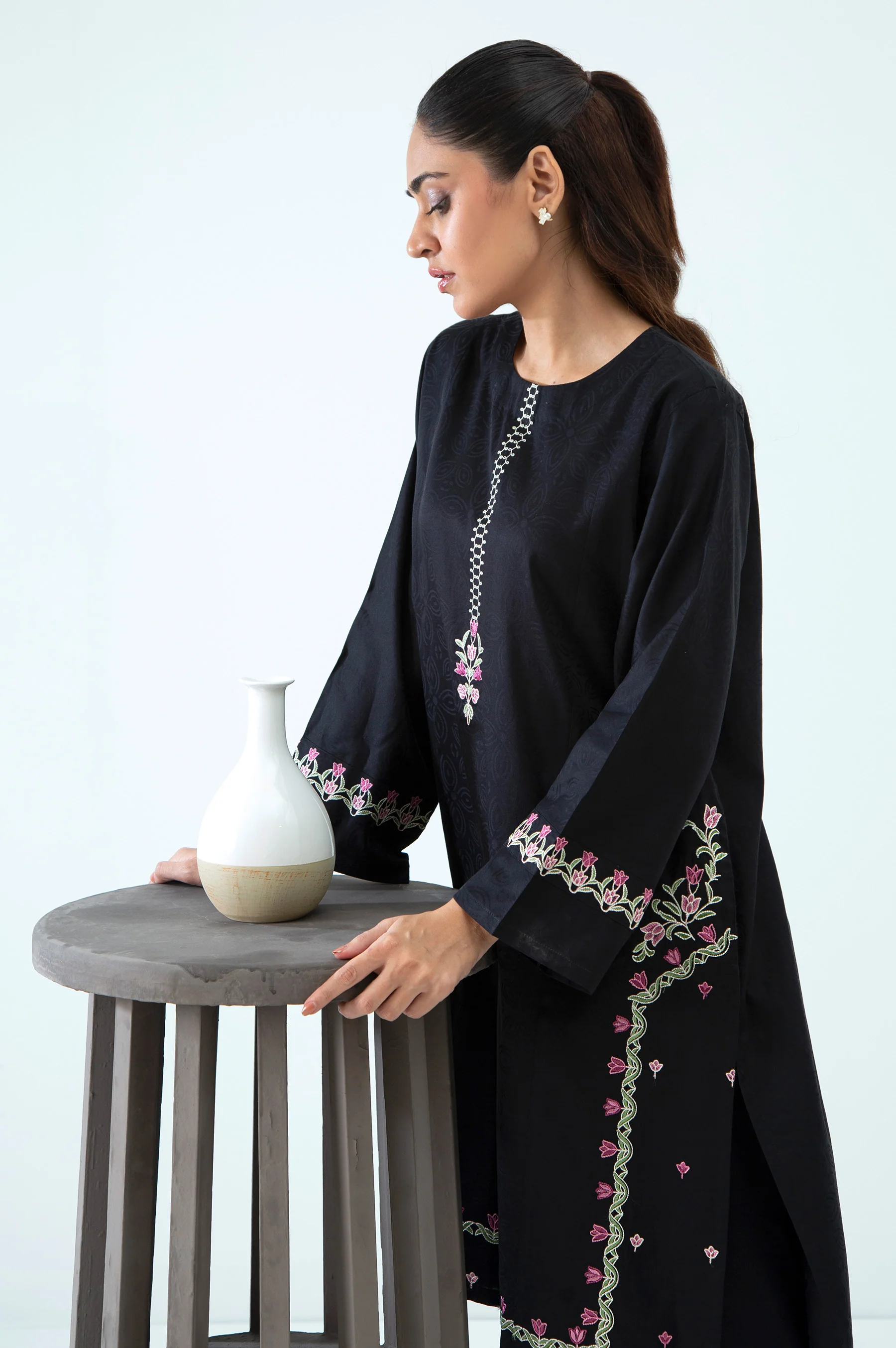 STITCHED EMBROIDERED SATIN JACQUARD SHIRT BOTTOM - Image 4