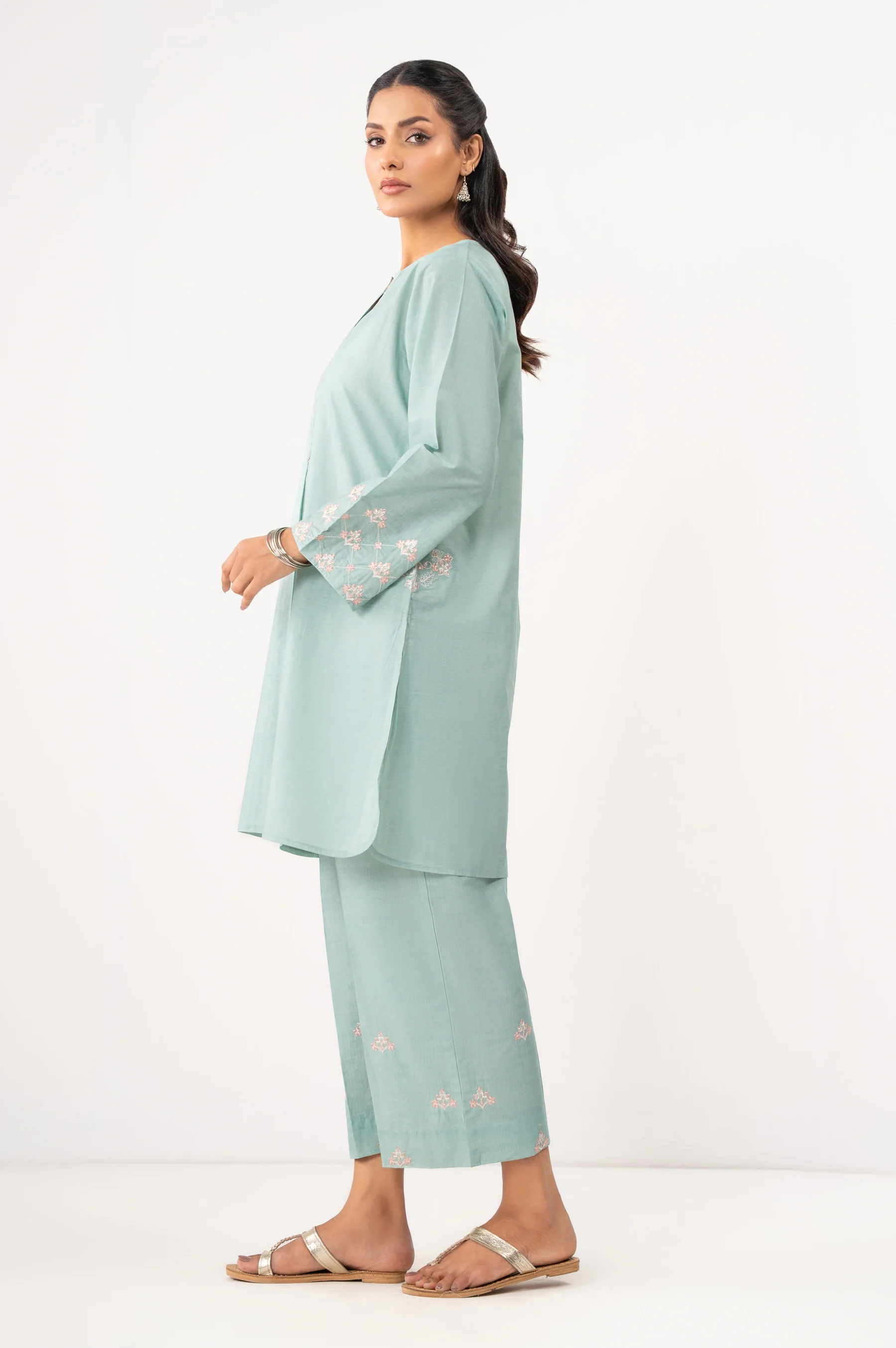 EMBROIDERED SUIT - Image 5