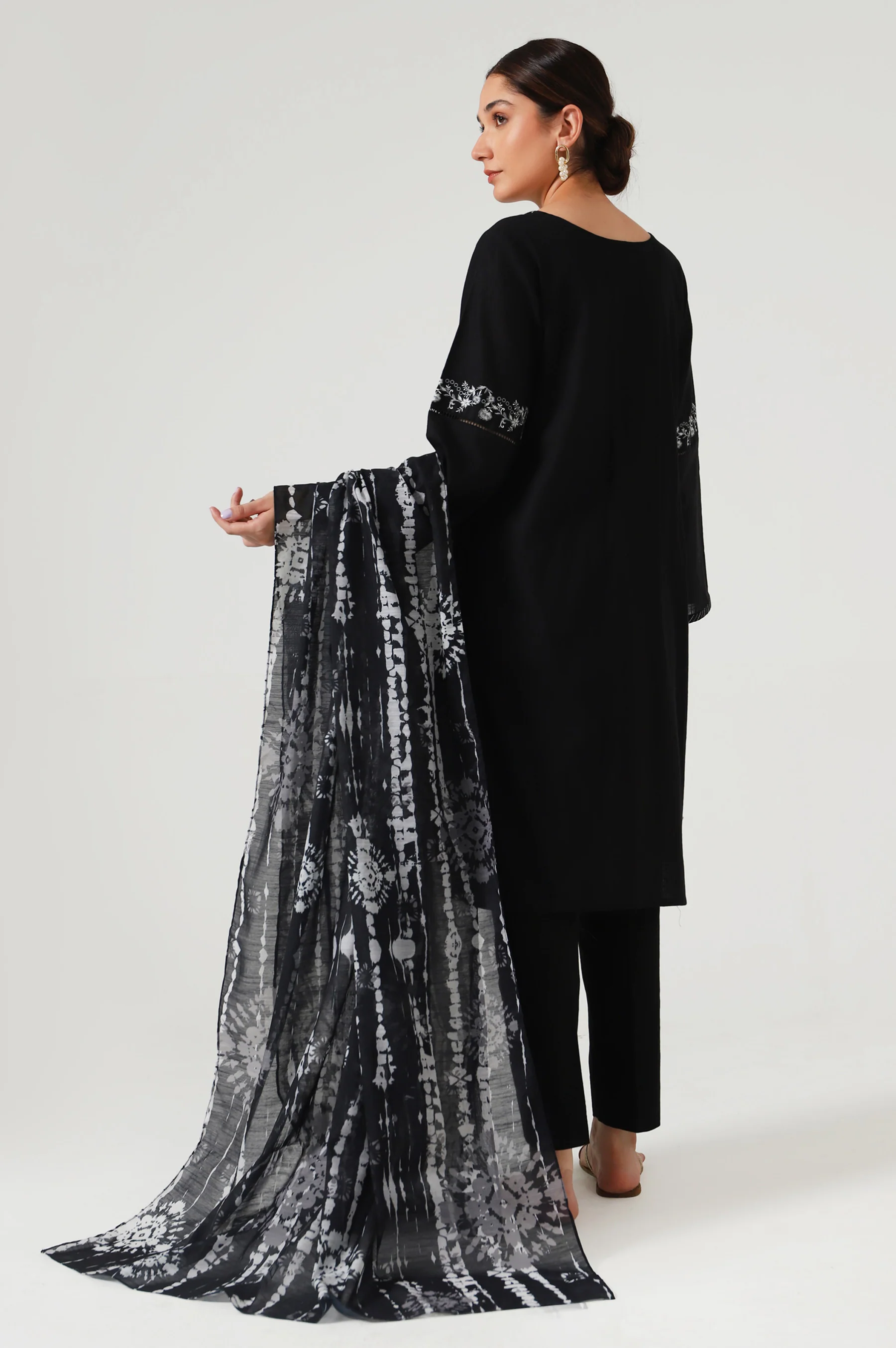 Stitched 2 Piece Embroidered slub Suit - Image 3