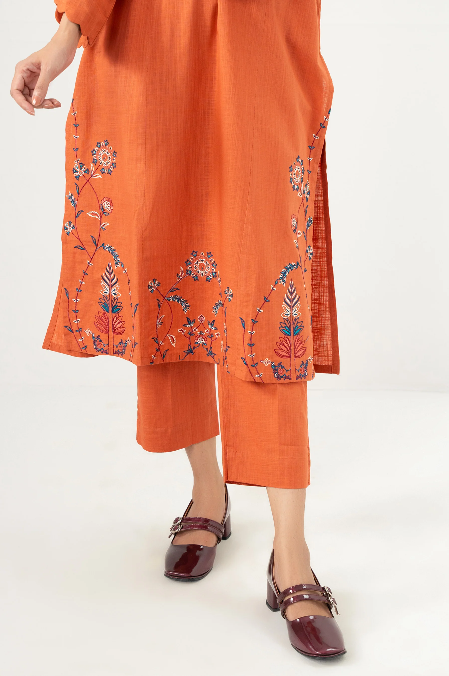 Stitched 2 Piece Embroidered Slub Suit - Image 3
