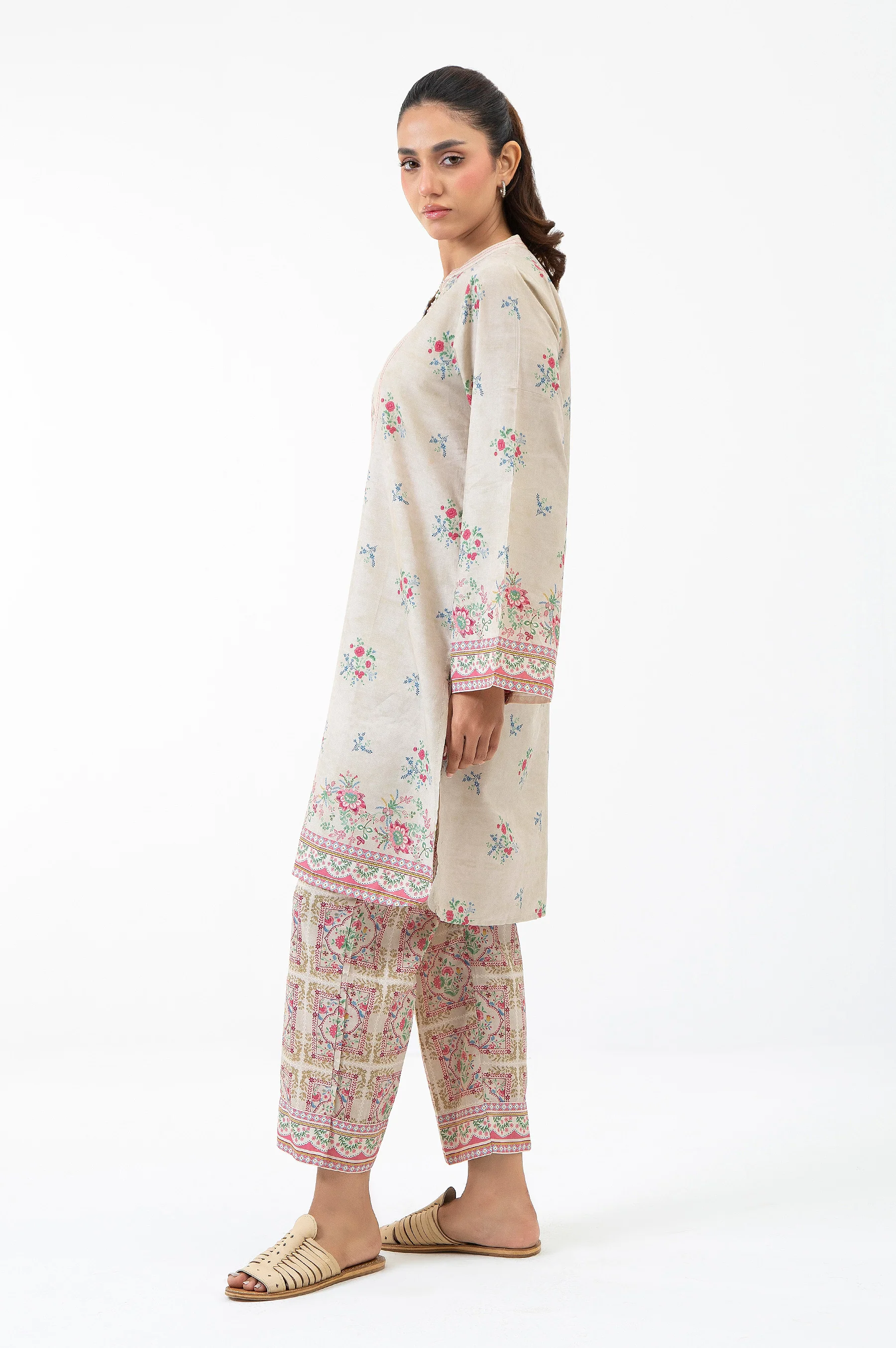 STITCHED EMBROIDERED CAMBRIC SUIT - Image 4
