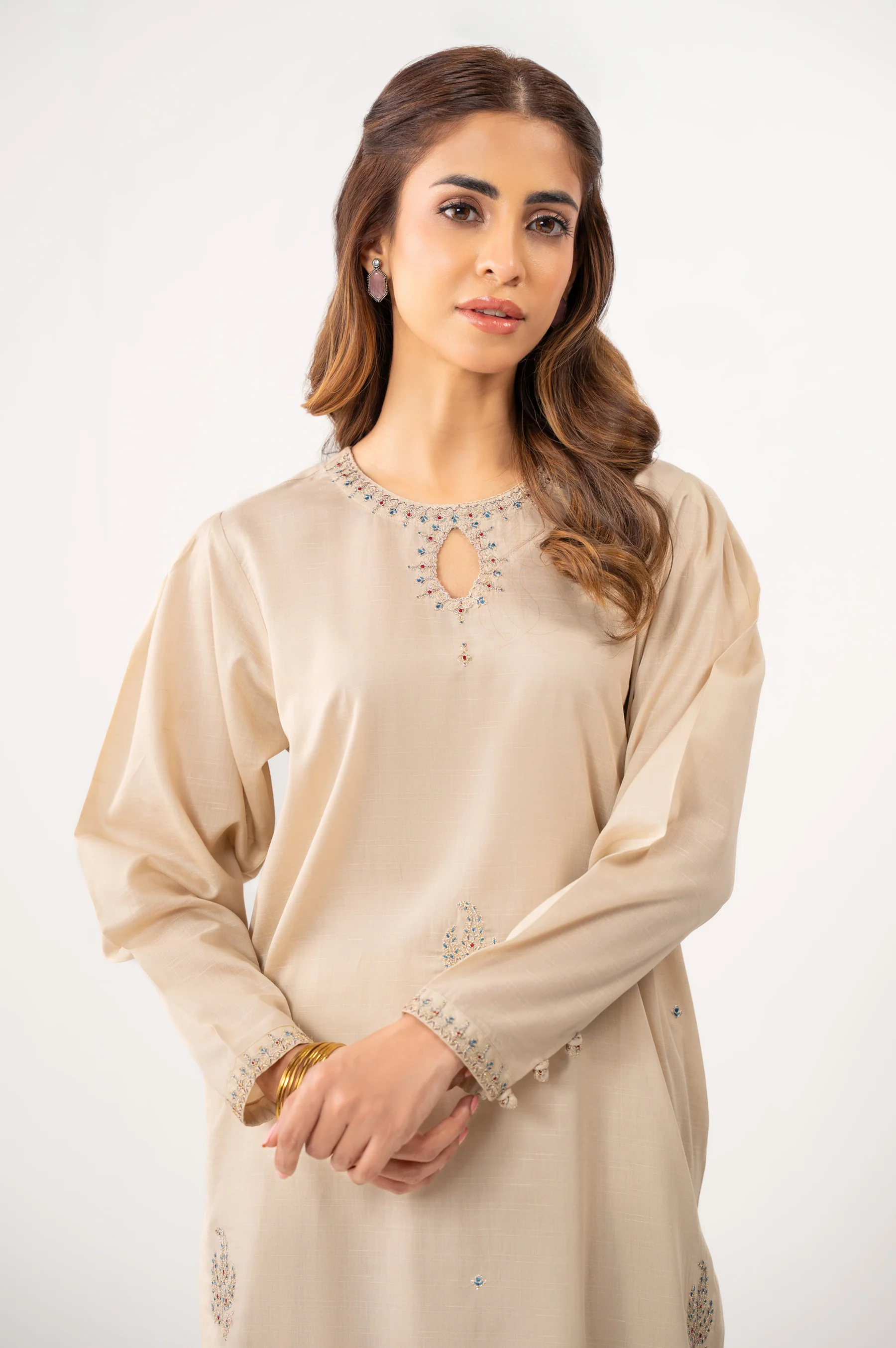 EMBROIDERED SUIT - Image 2